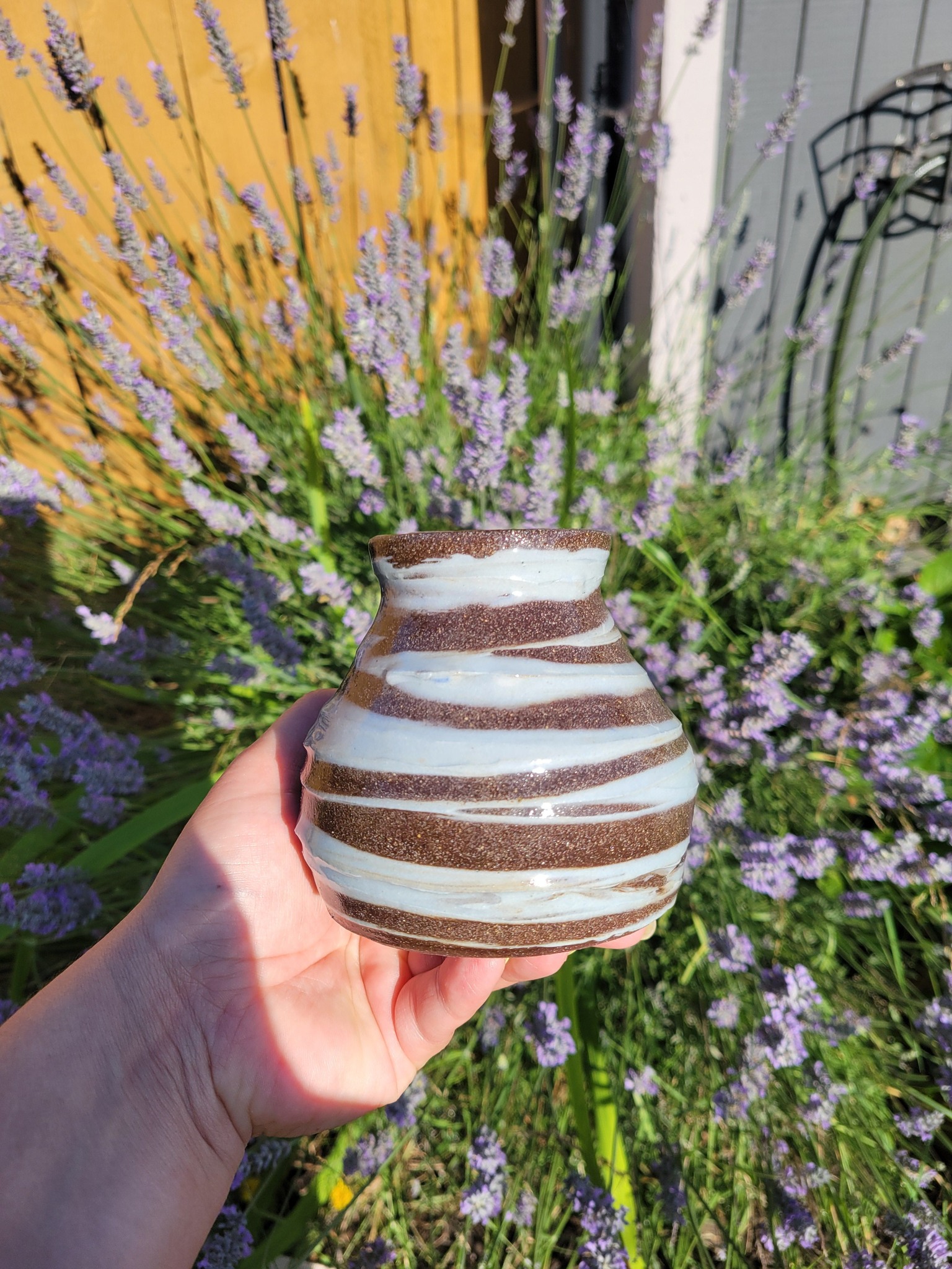 Georgie's Cinnamon Trail Mix clay cone with Micro Pearl and Norse Blue
