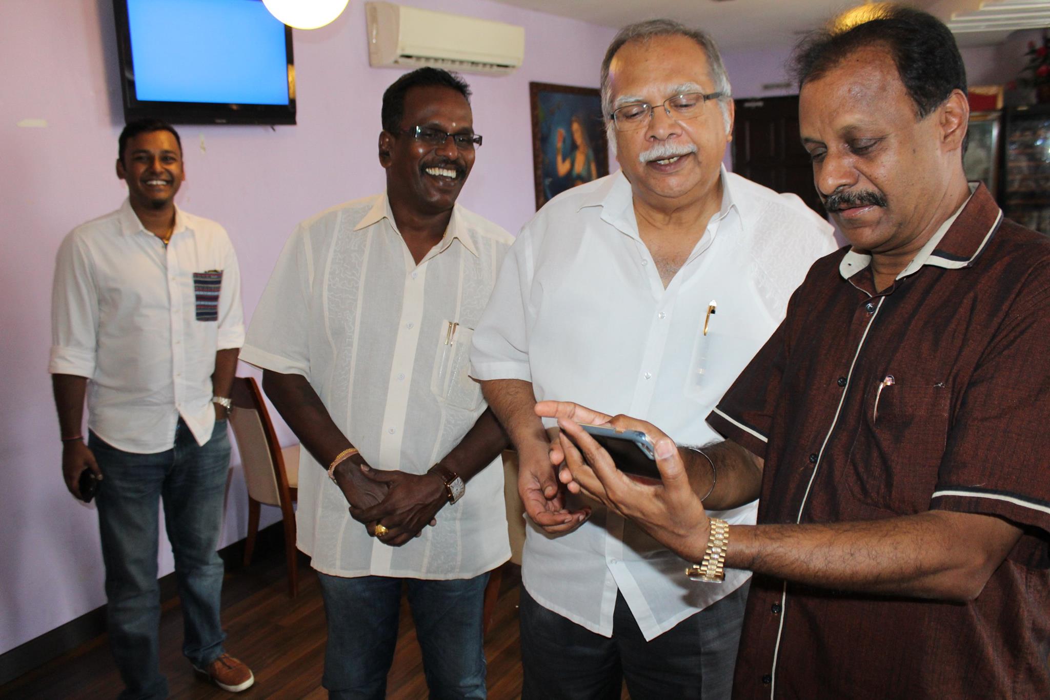 Prof. - Dato' Palaniappan, proprietor of Gems restaurant, Bishop St ...