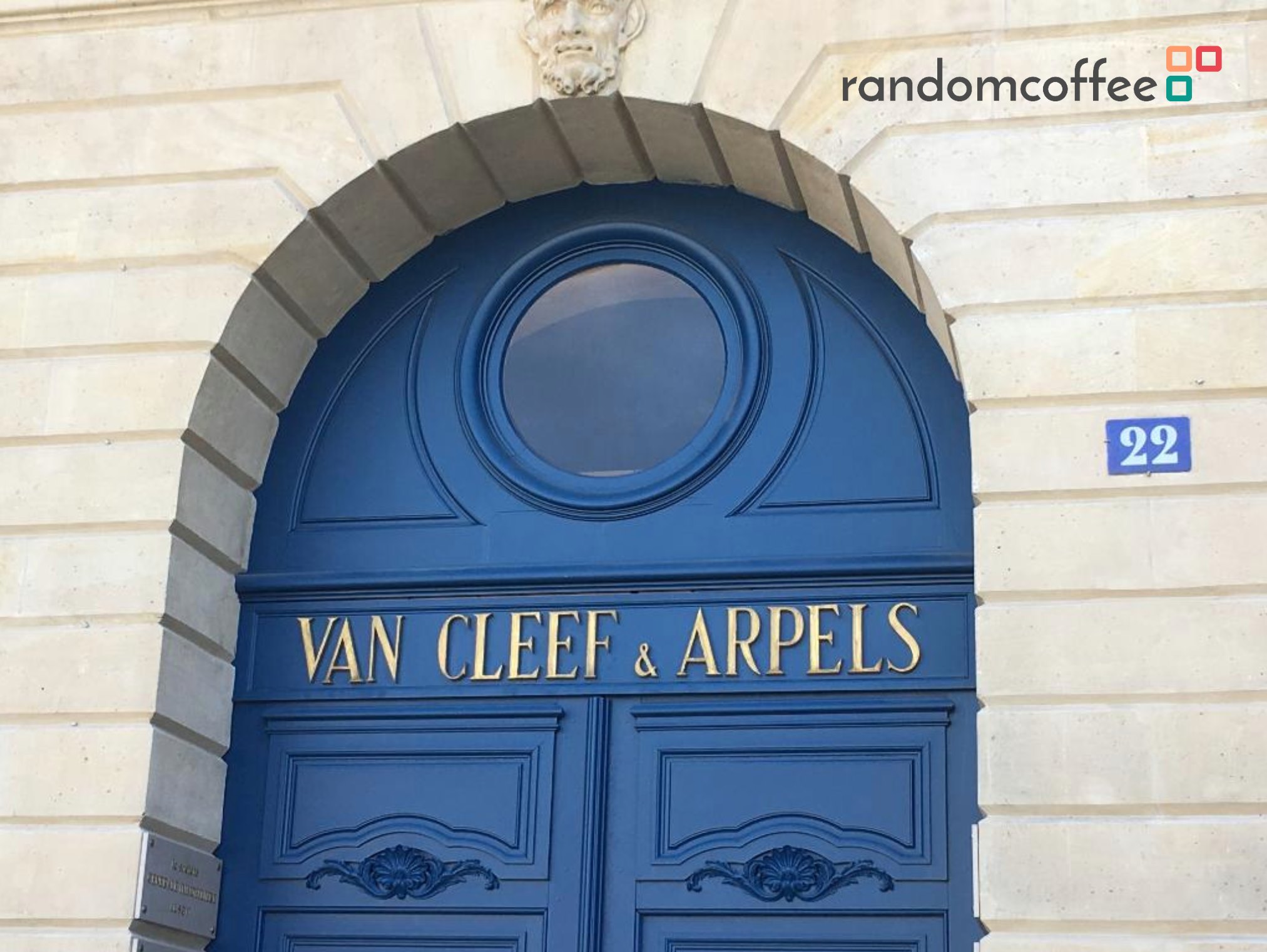 RandomCoffee - Happy Monday 🤩 Today, the historic jeweler...