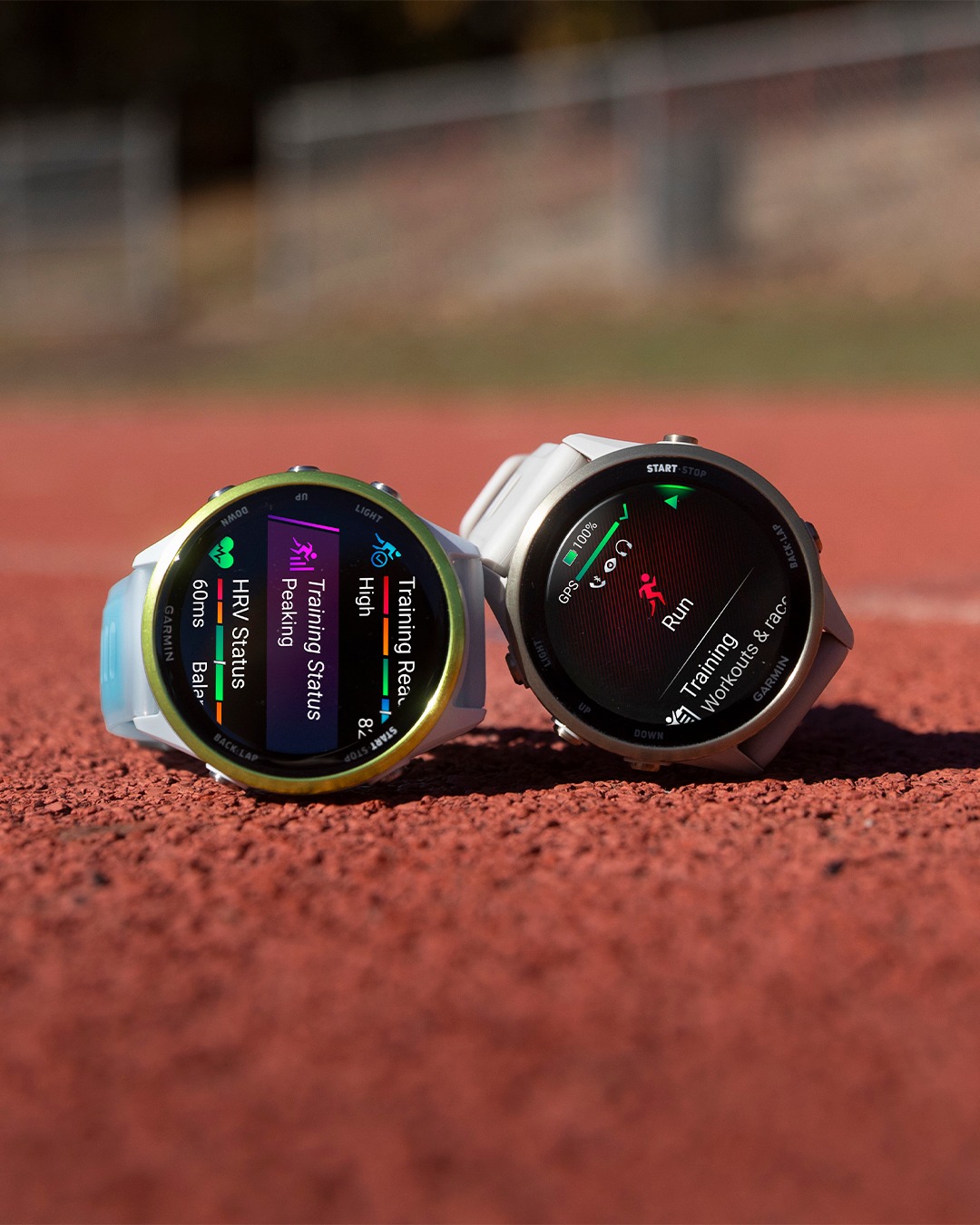 Garmin Forerunner 35 – Montre GPS Running Cardio Poignet – Écran, Notifications, Résistance Eau – Reconditionnée Certifiée – Vert D’Eau