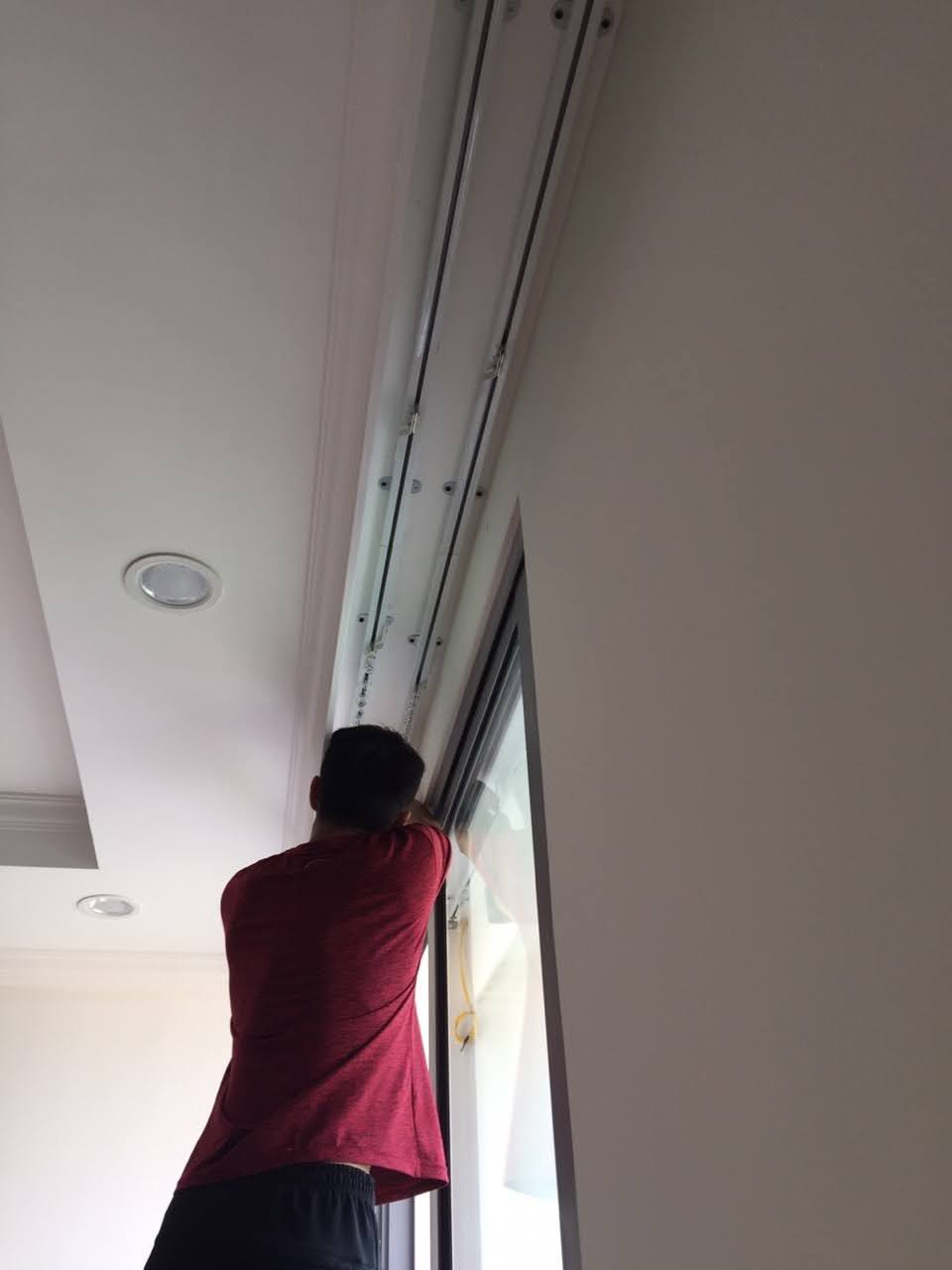Thanh treo rèm cửa, Khung rèm uốn cong và phụ kiện rèm