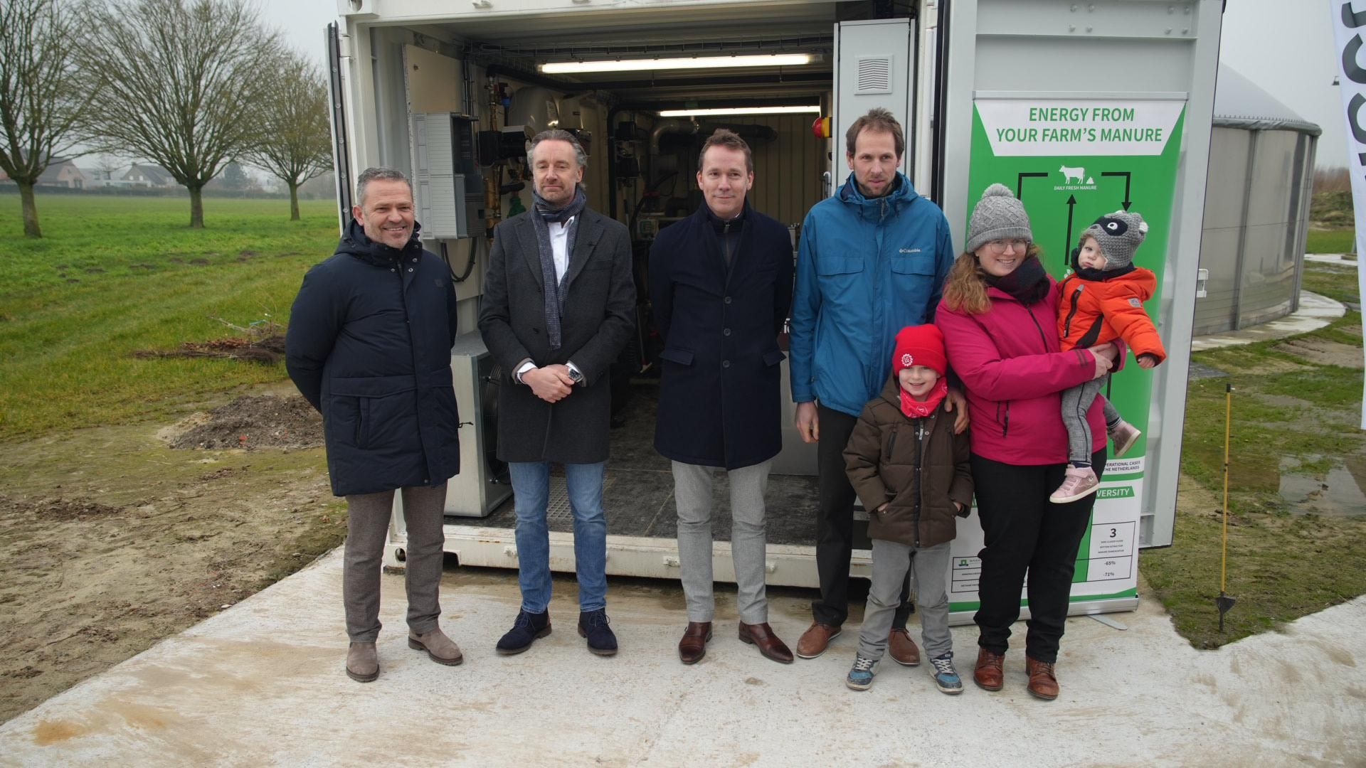Lode - Op het melkveebedrijf van Joachim De Ruyck in Kruisem werd ...