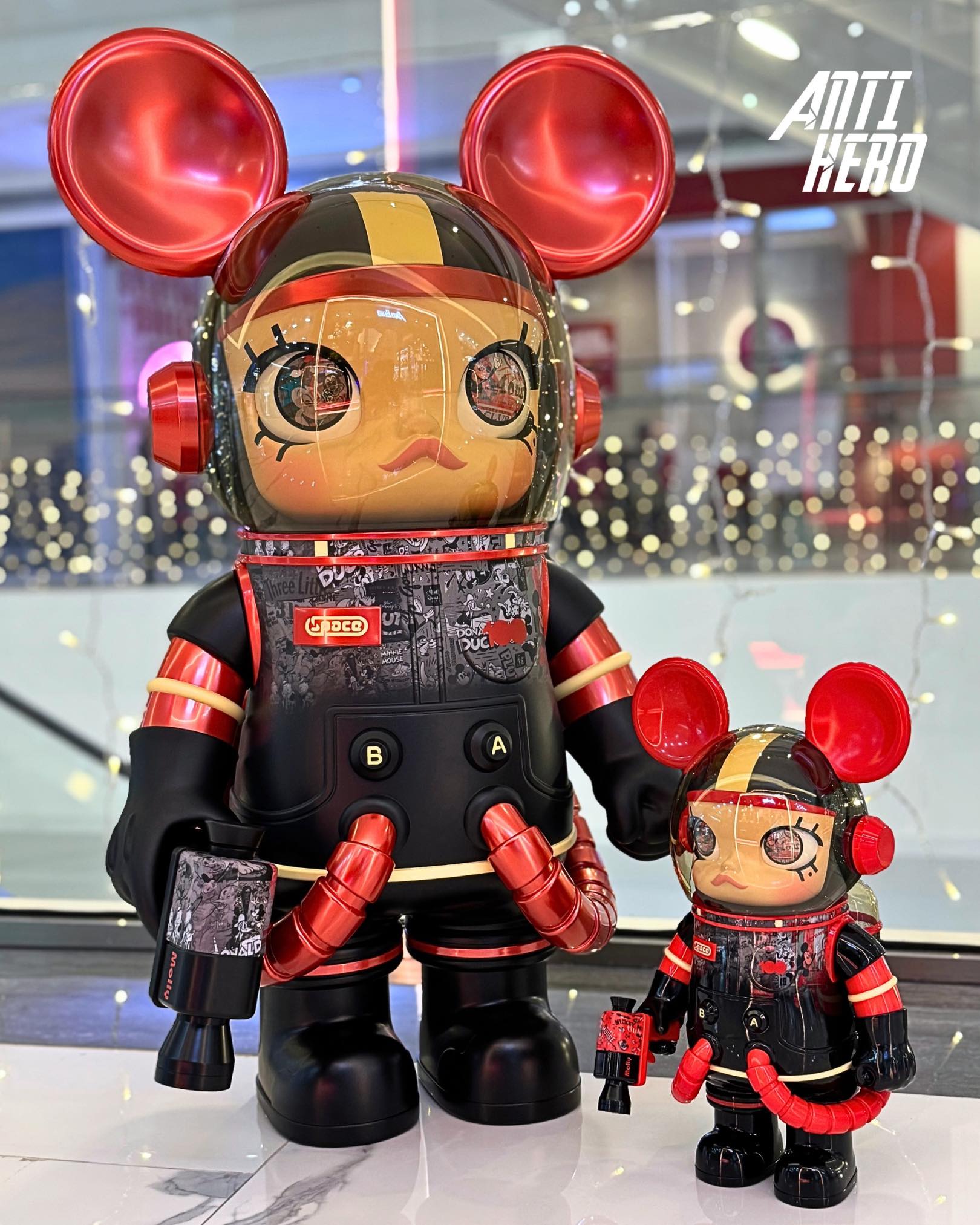 POP MART MOLLY DISNEY 100THANNIVERSARY Mega Space Molly 400