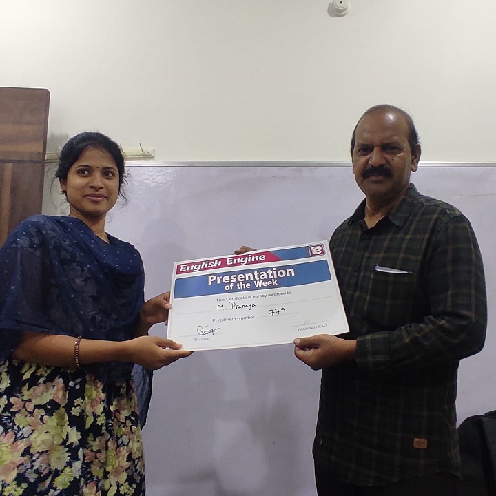 English - Best Presentor of the week @ Miyapur Branch M.Pranaya 