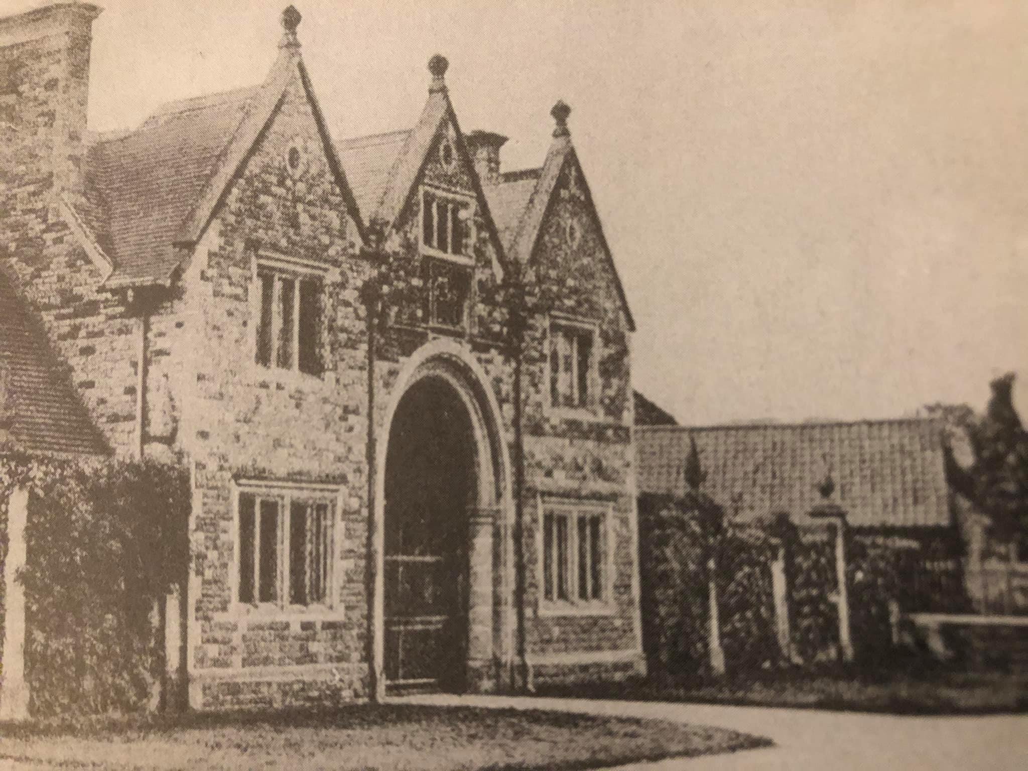 denton-manor-damaged-by-fire-in-grantham-in-old-pictures-facebook