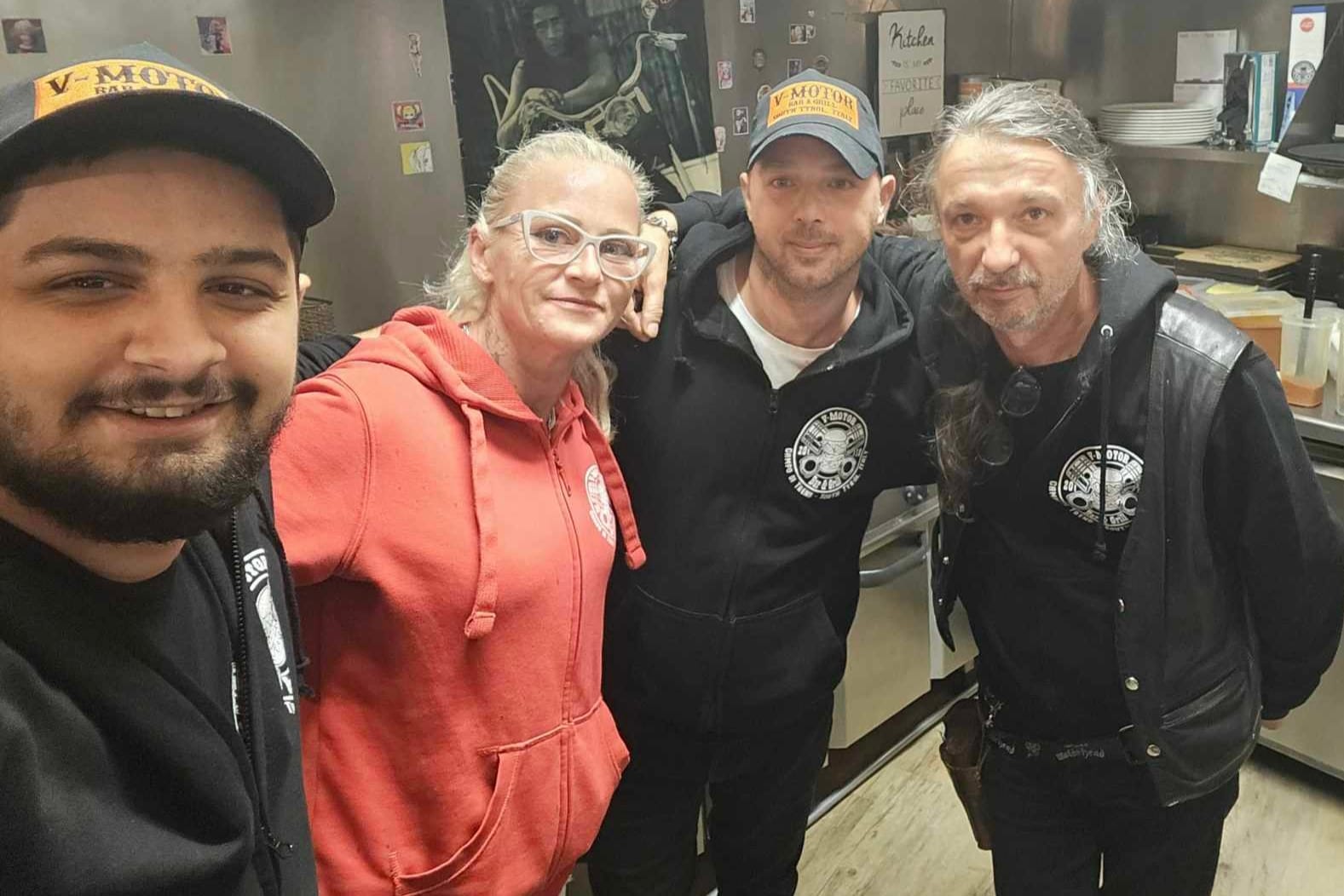 Staff :) - V-Motor Bar&Grill | Facebook