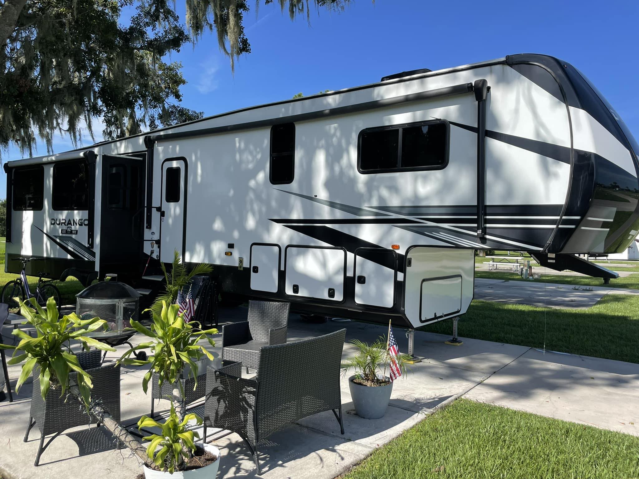 Paul's RV Service &... - Paul's RV Service & Interiors