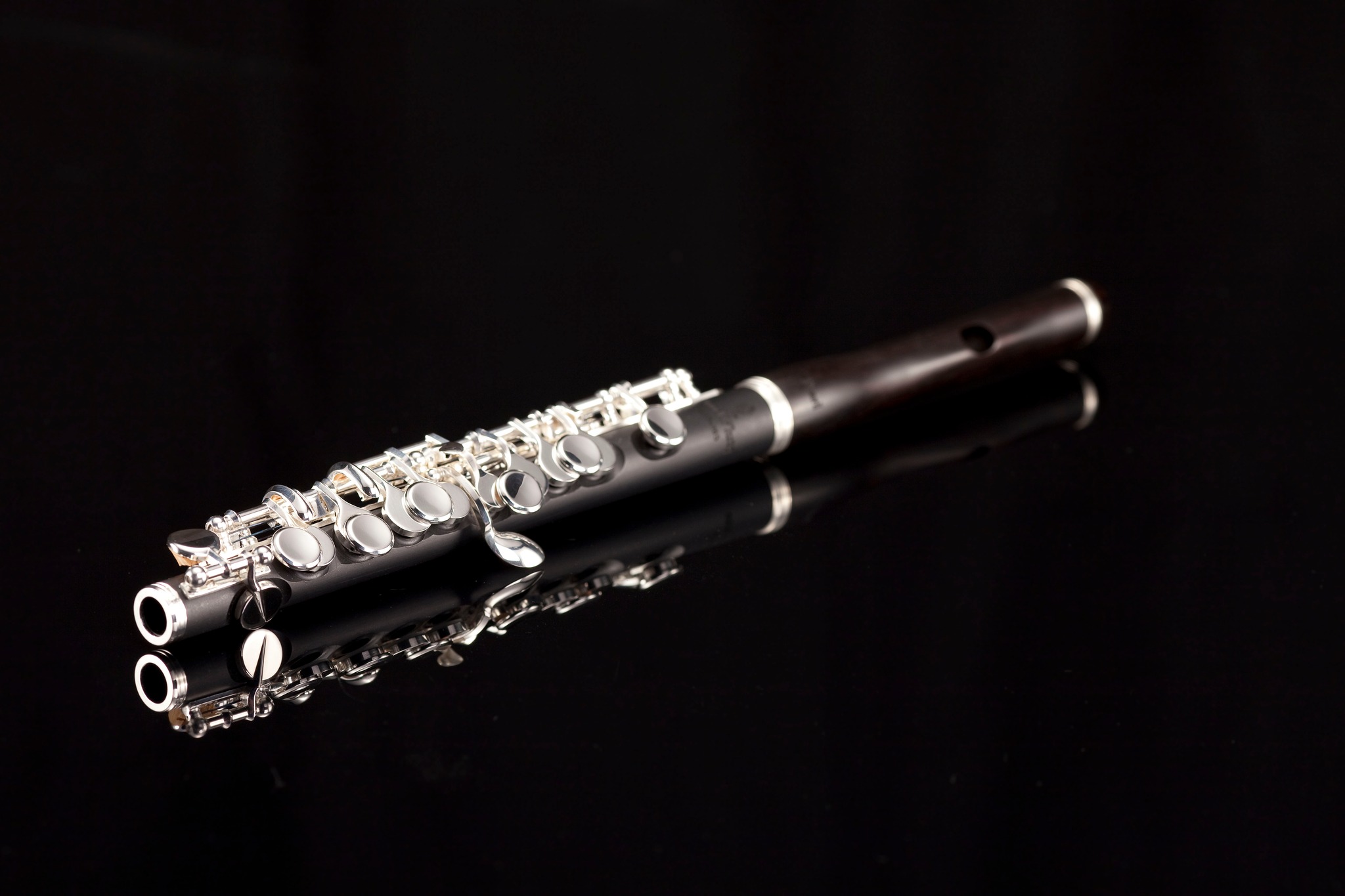 What features make Nikkan Warble no.3 flutes unique?