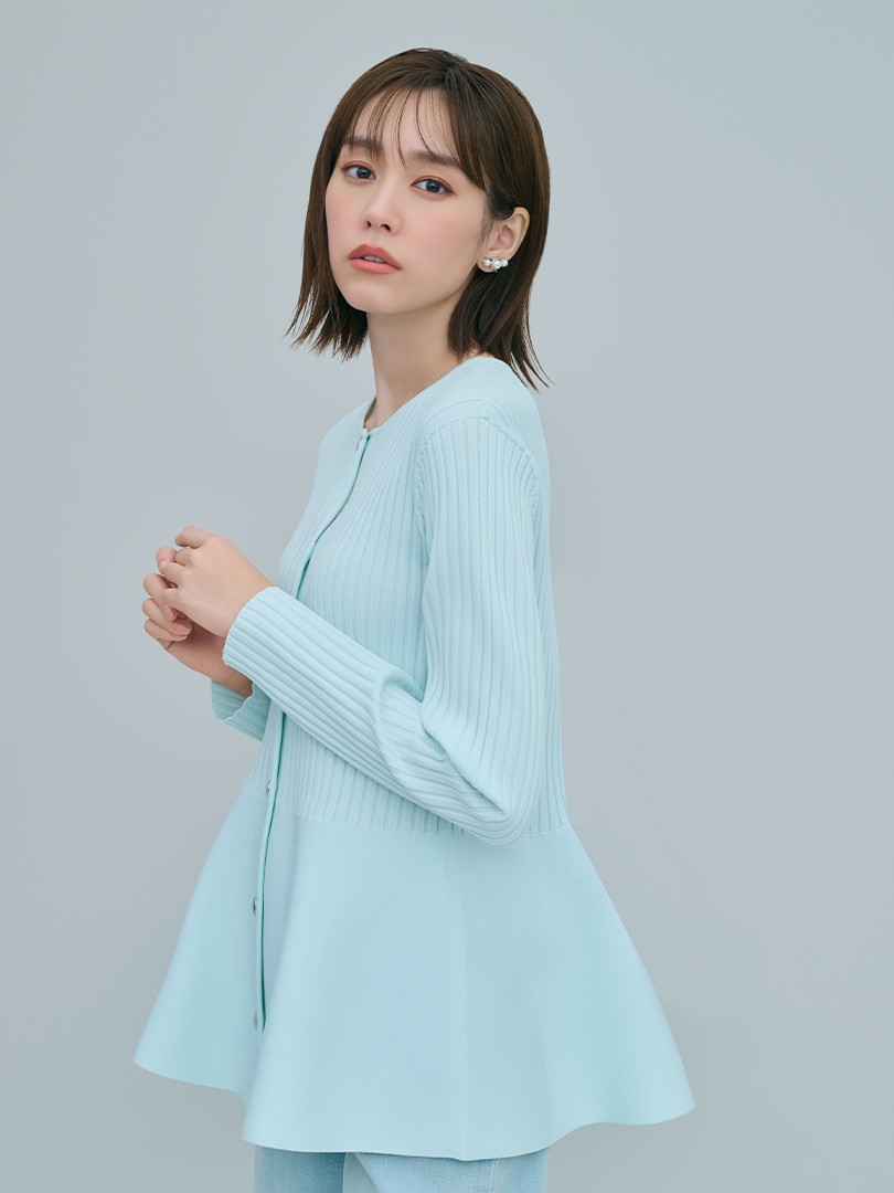 【極美品】PLST セットアップ 桐谷美玲着用モデル ノーカラー 桐谷美玲 が着る、プラステ自慢のスーツコレクション】 ”洗濯機で