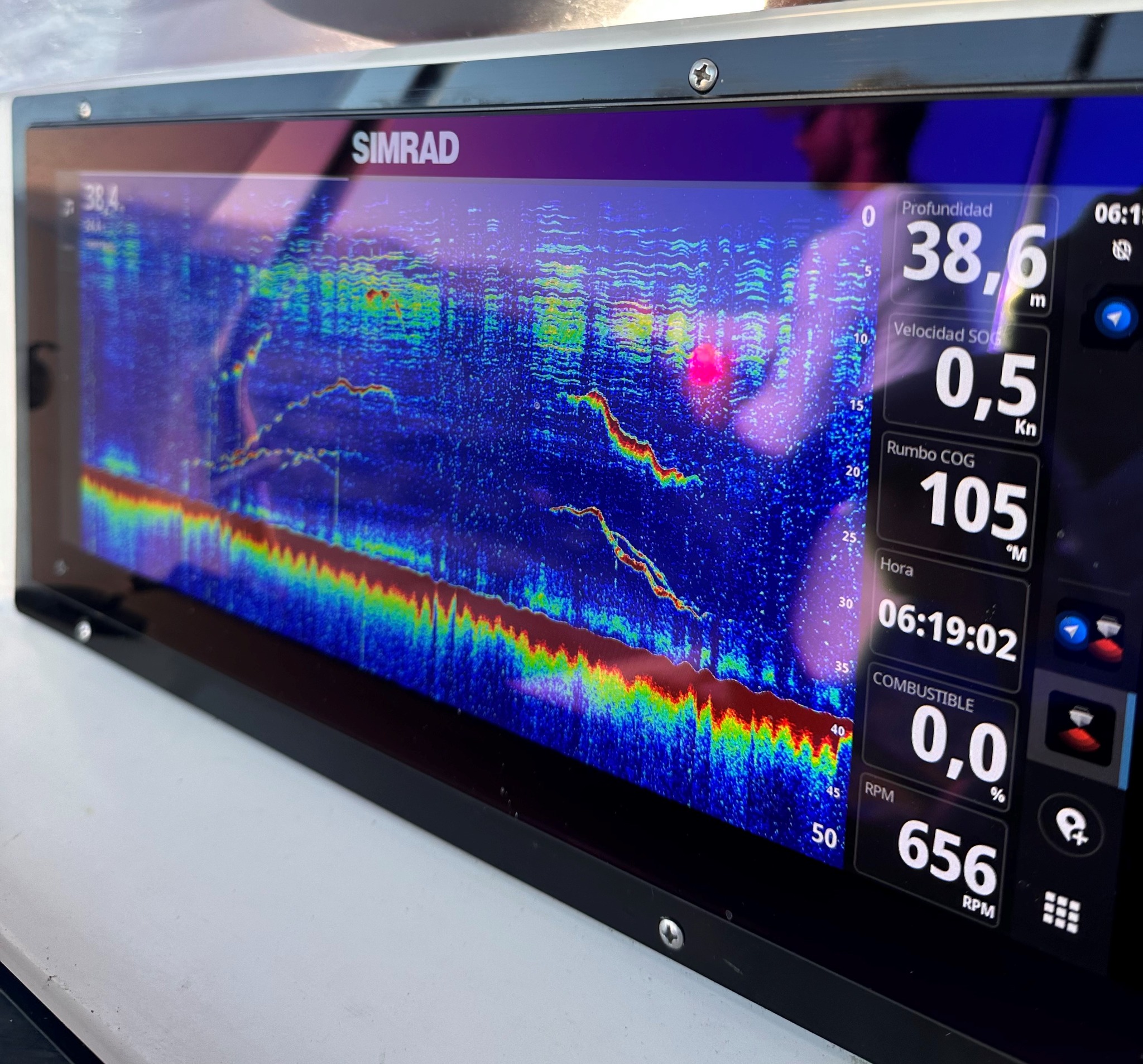 Gulf Marine de Mexico - La lectura del sonar y la búsqueda de peces ...
