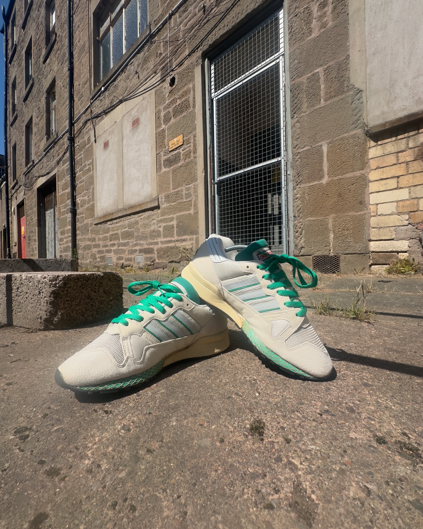 FOR SALE ADIDAS ZX710 SIZE UK7 MESSAGE FOR INFO