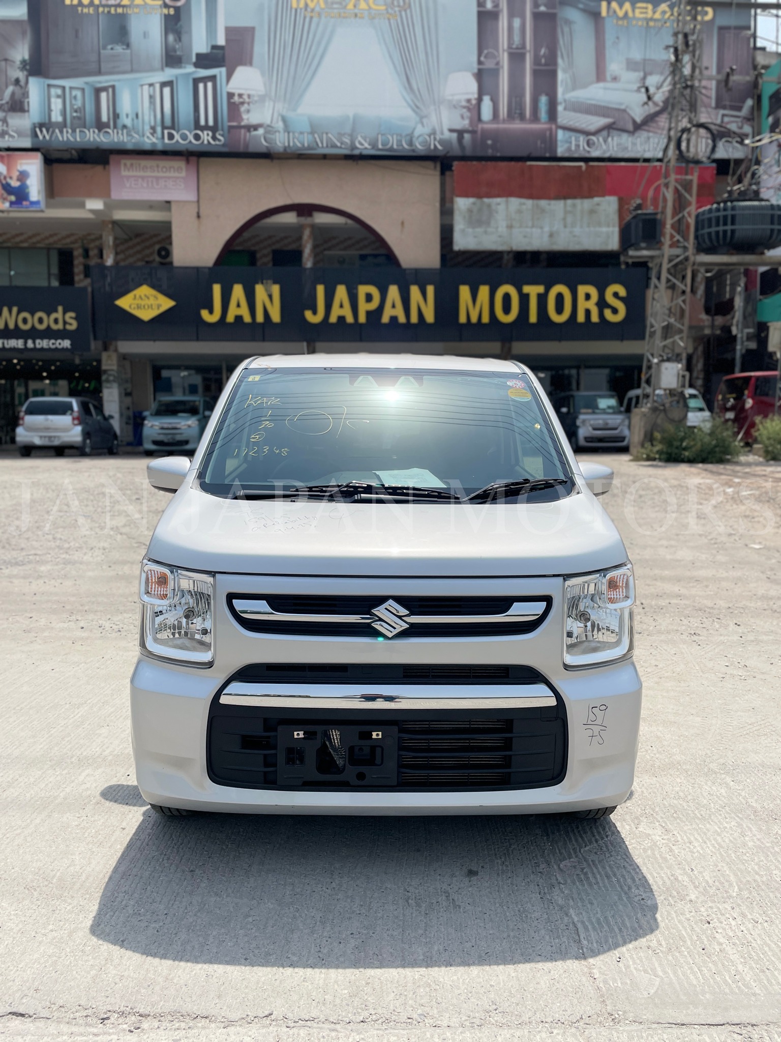 SUZUKI WAGON R MODEL: 2023 GRADE: 5 MILEAGE: 28,080 KM VARIANT: FX