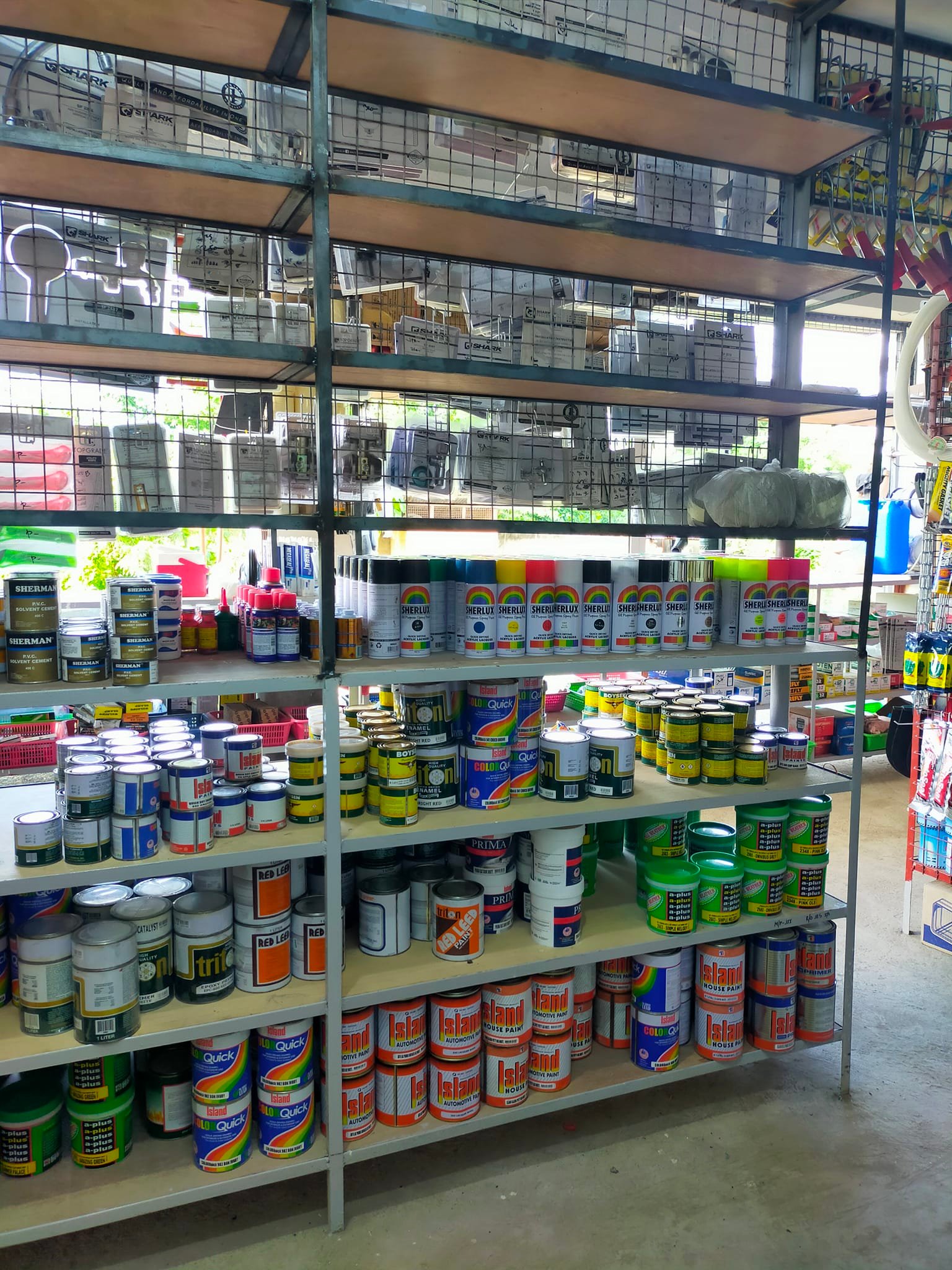 pak-pakan hardware & Const. Supplies