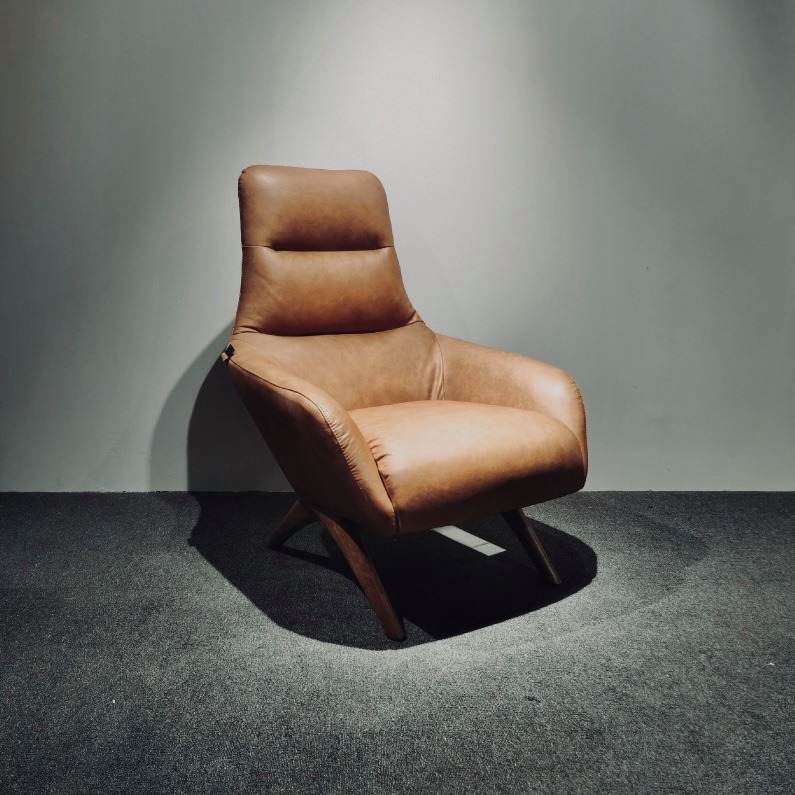 Nest Butler - Super comfy armchair with a high sheltering... | Facebook