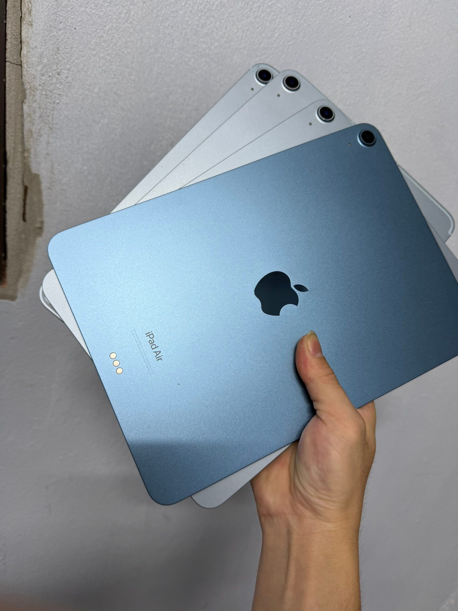 ipad ari4 64G 4G zin full cn pin 9X giá chưa tới 7 củ