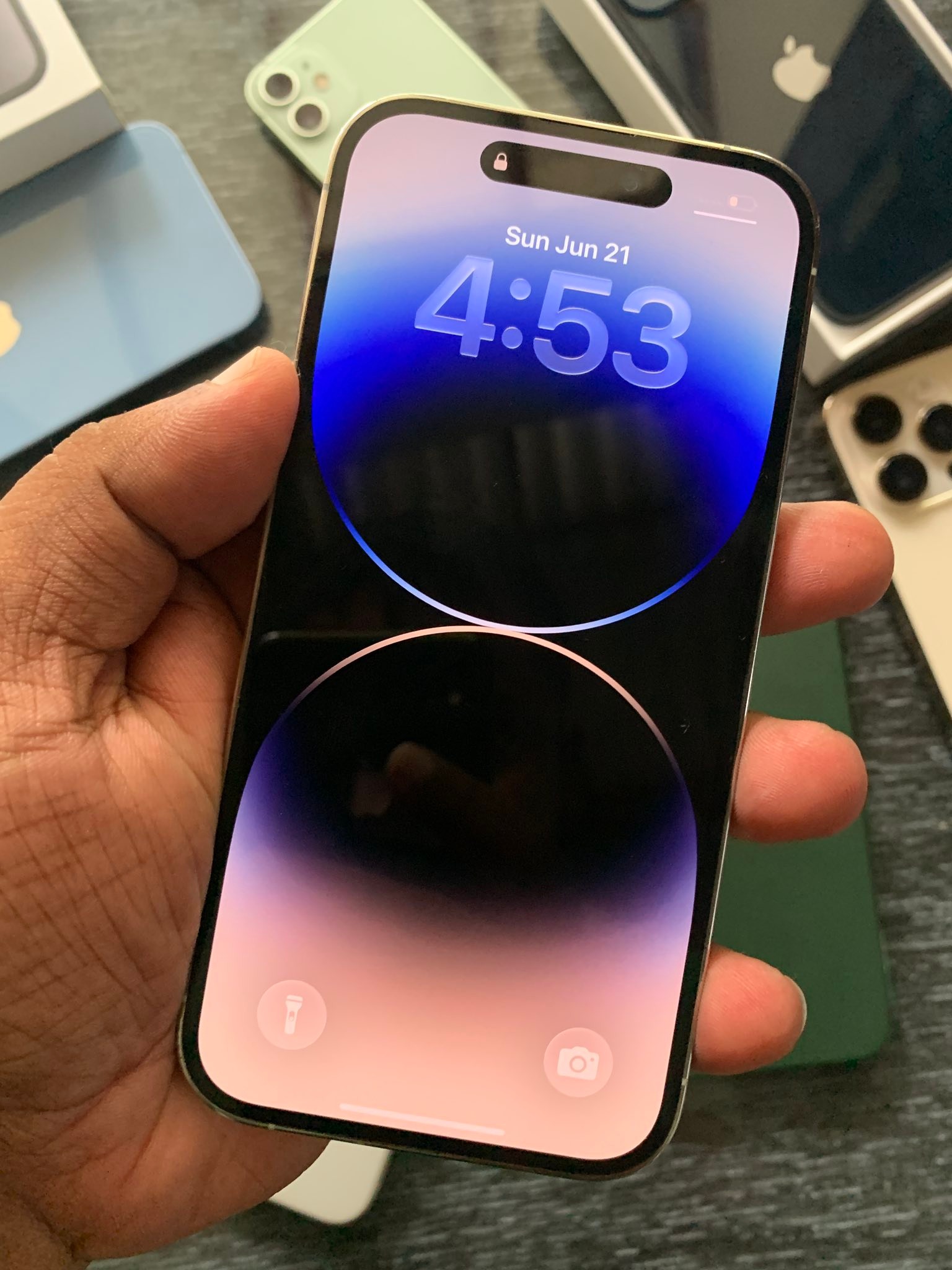 Apple iPhone 14 Pro 256gb Silver Condition 99% Battery health 93 
