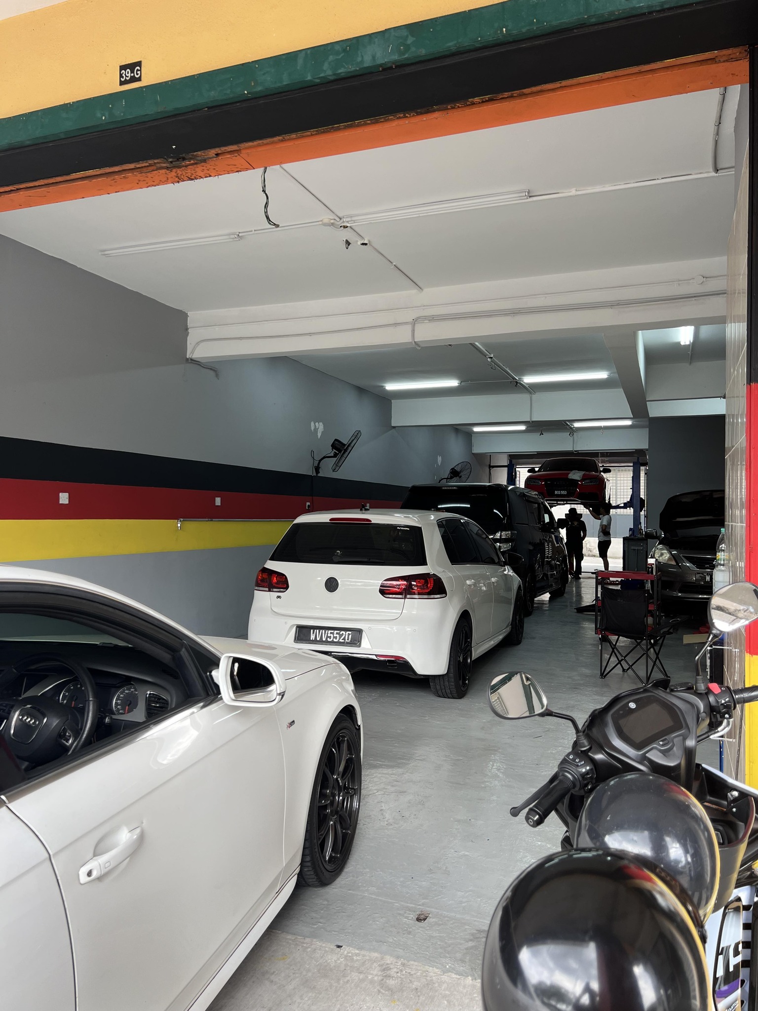 Dy Autoworks