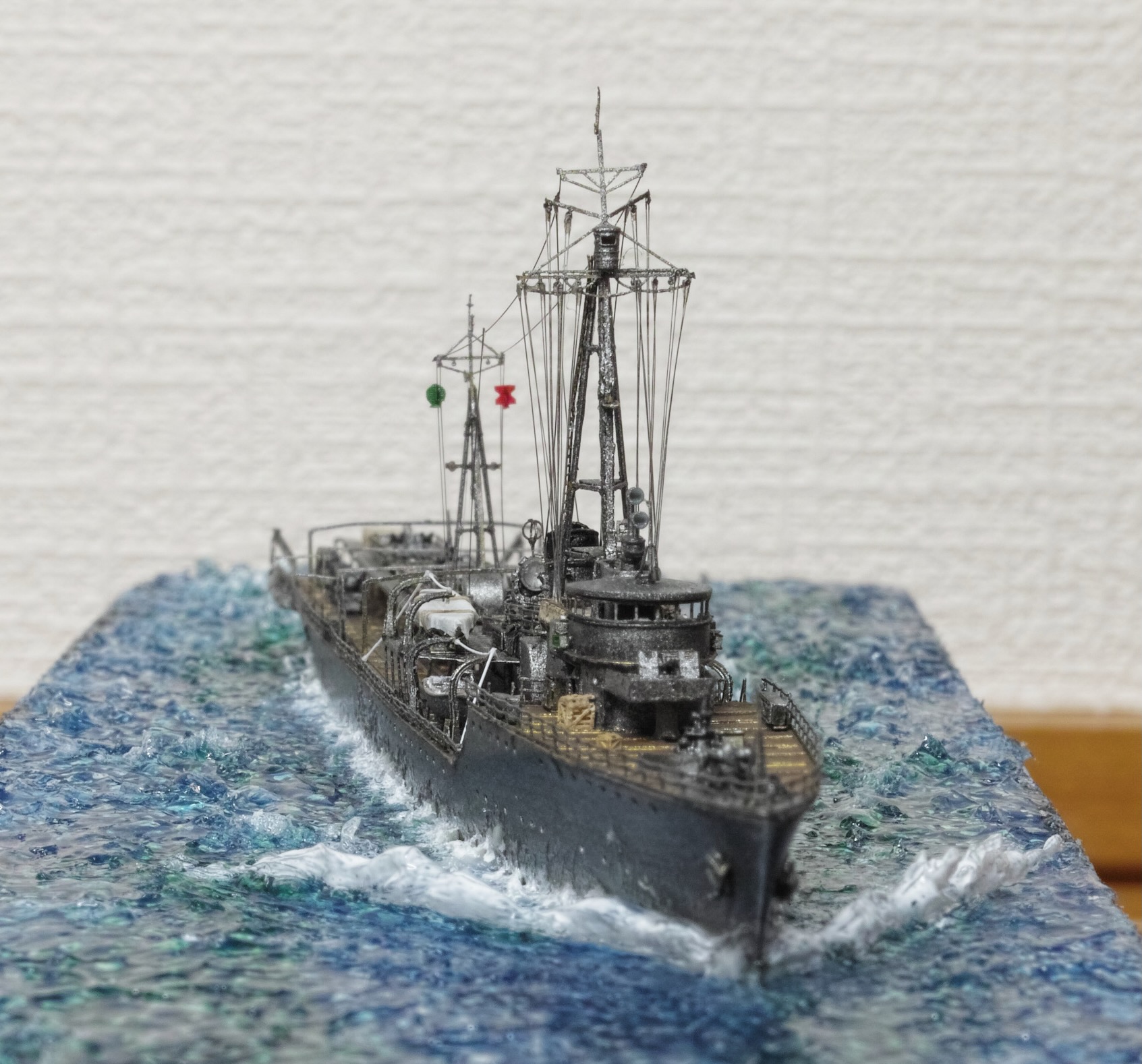 若鷹型急設網艦（施設艦の一つ）（Seed 1/700、レジンキット）にナノ
