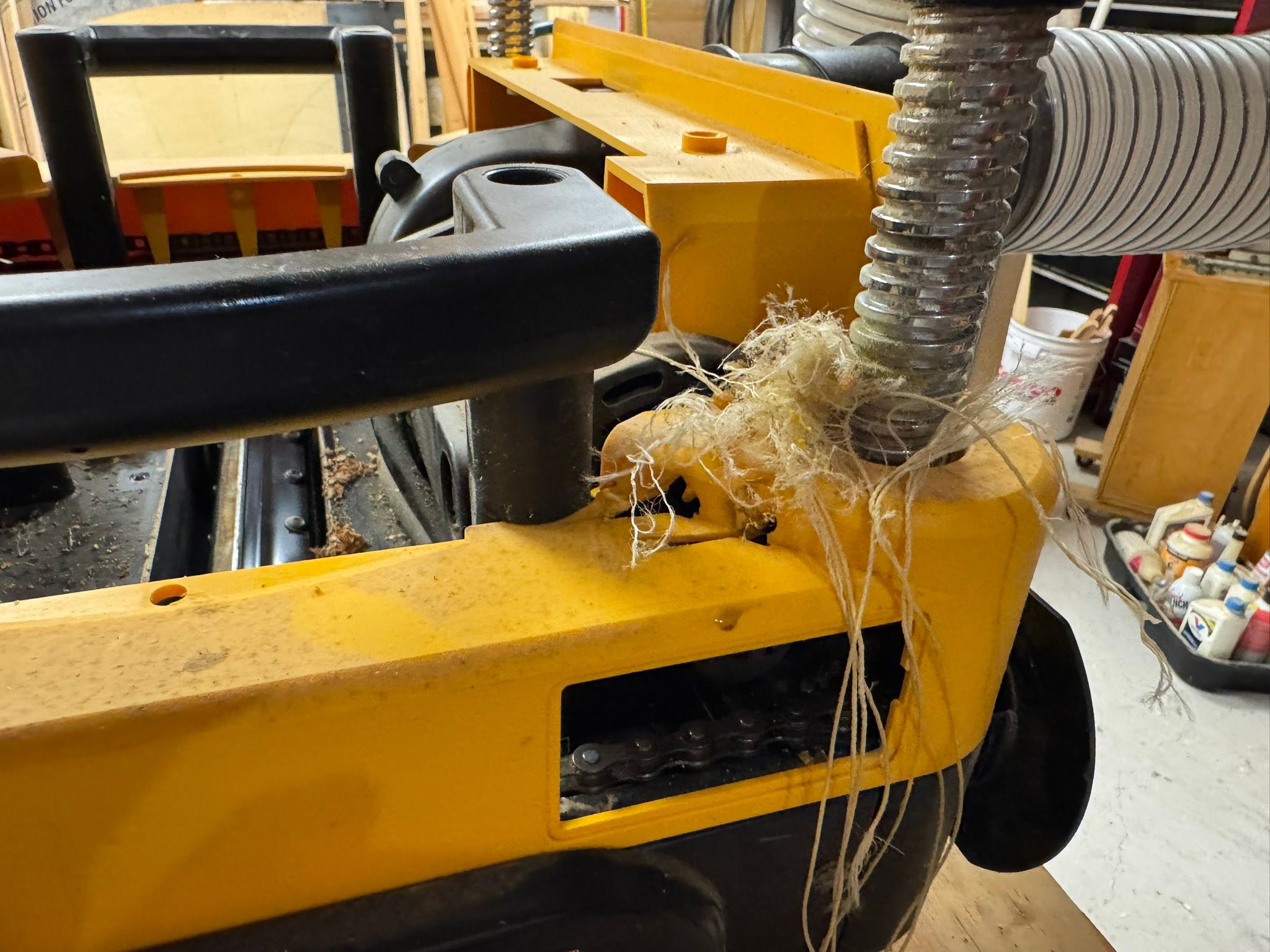 DeWalt DW735 planer malfunction after string and rubber debris cause