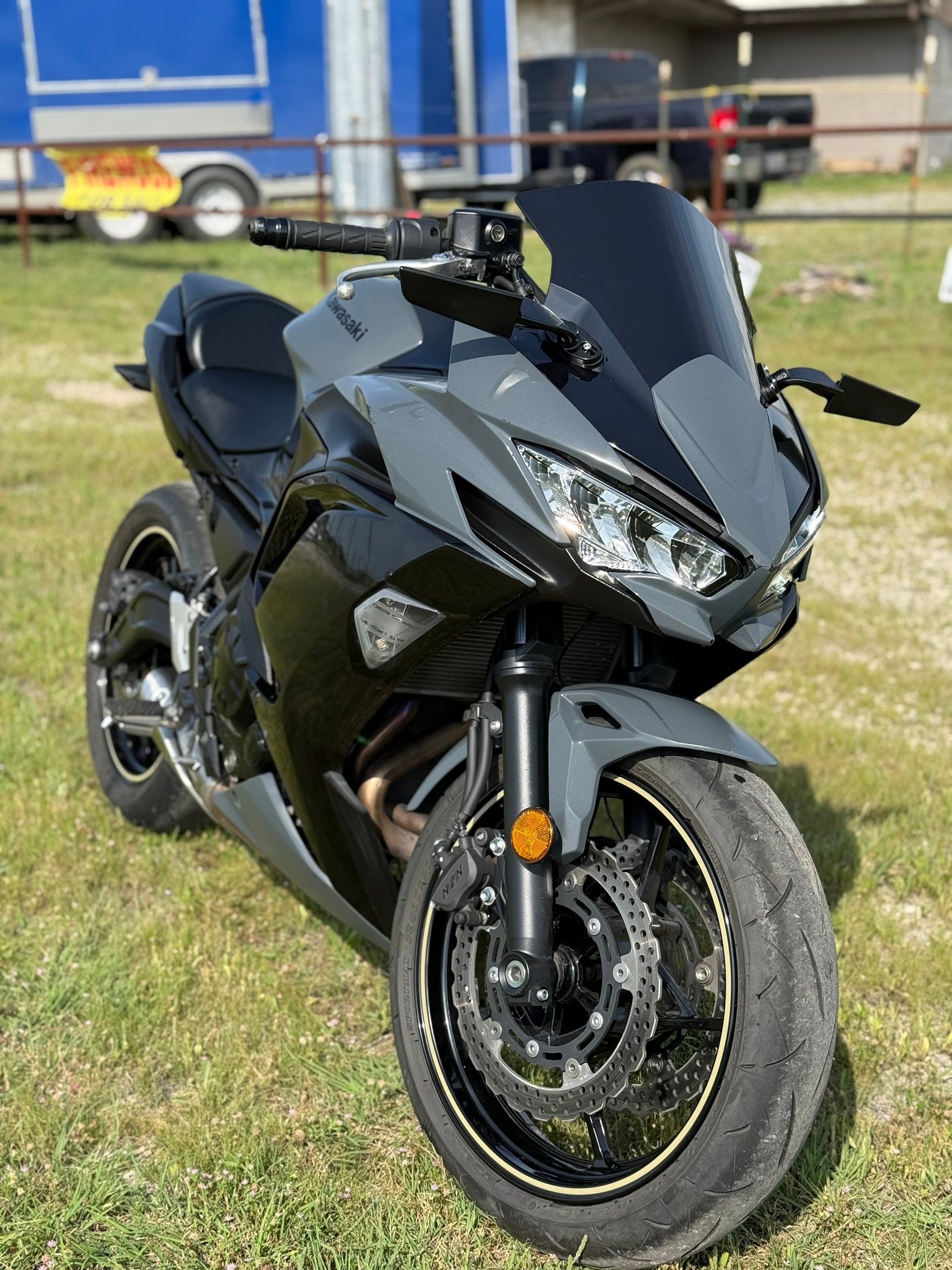 2024 Kawasaki Ninja 650 Runs good Low mileage 4500 miles Clean