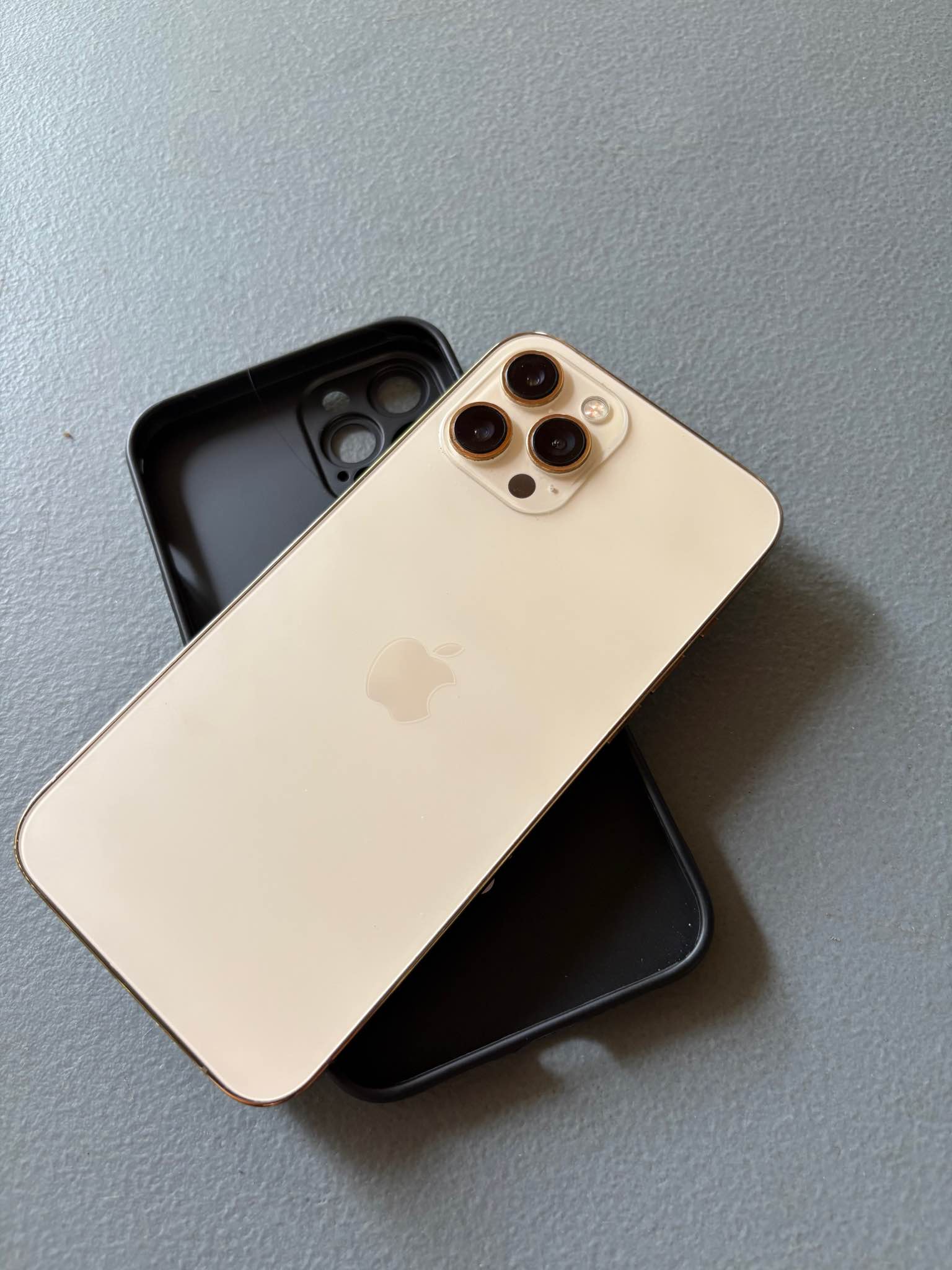 IPHONE 12PROMAX 128GB GOLD 97% BATT HEALTH UNLI RESET NO ISSUE