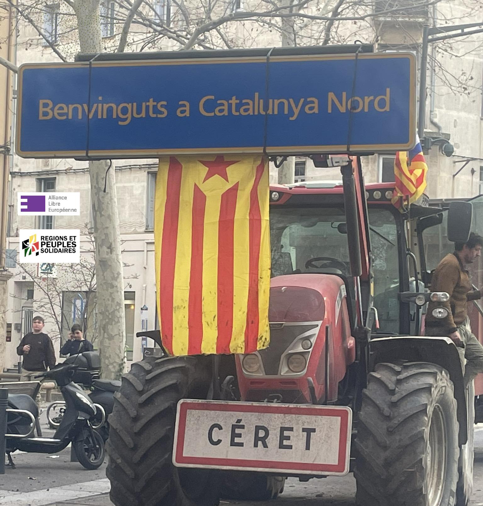 Cobla... - Cobla Mil·lenària - Fidelíssima Vila de Perpinyà