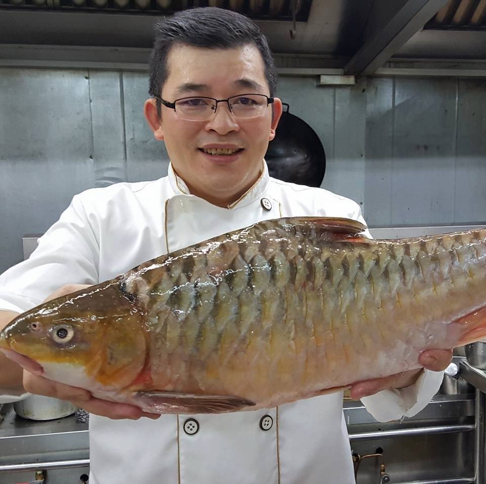 贤煮艺 劉凯贤 忘不了鱼 Empurau 为马来西亚特有淡水鱼种 一般在东南亚多国 如印尼等地也可寻获其踪 Facebook