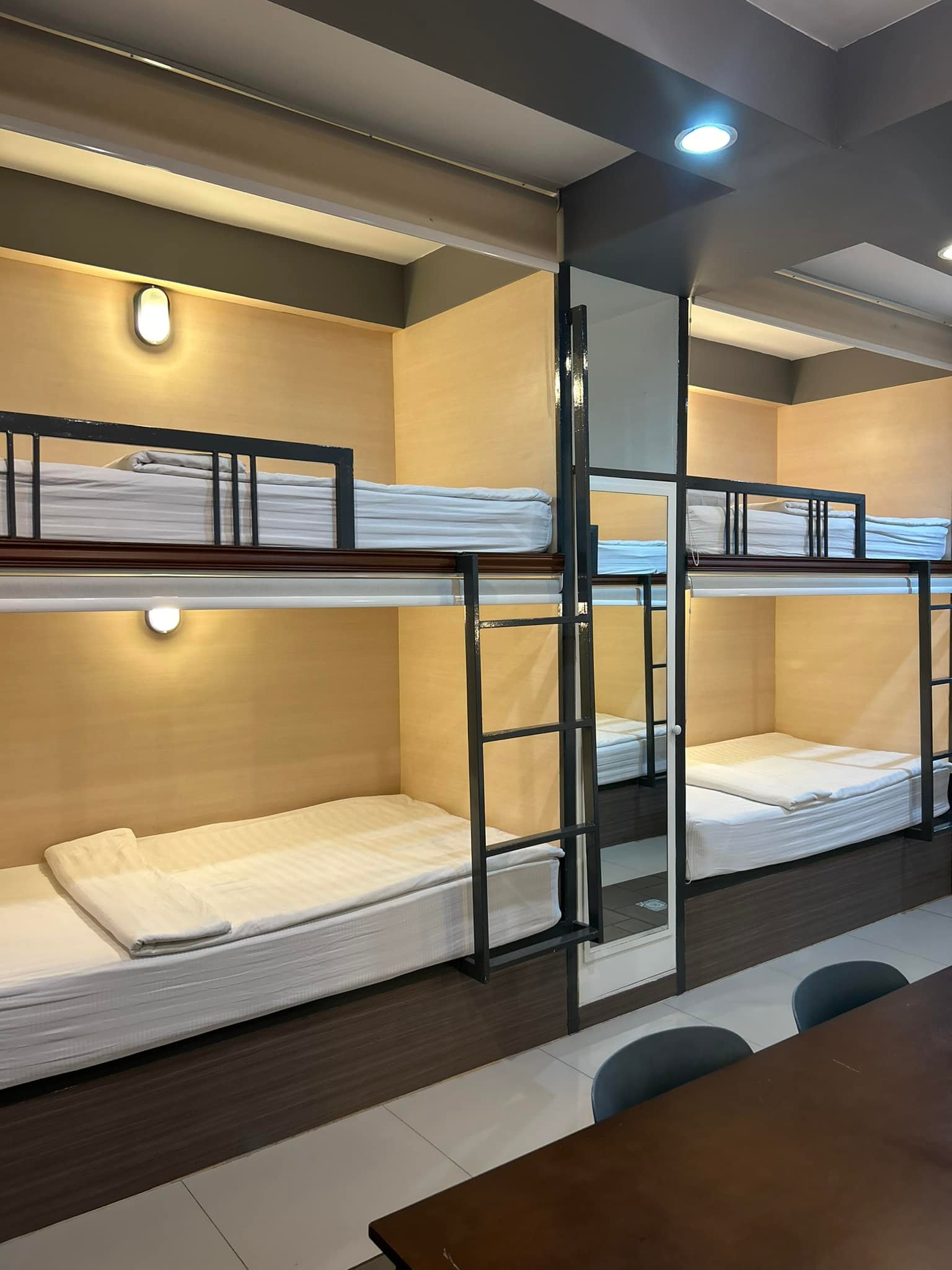 Usman Halal Home | Bangkok