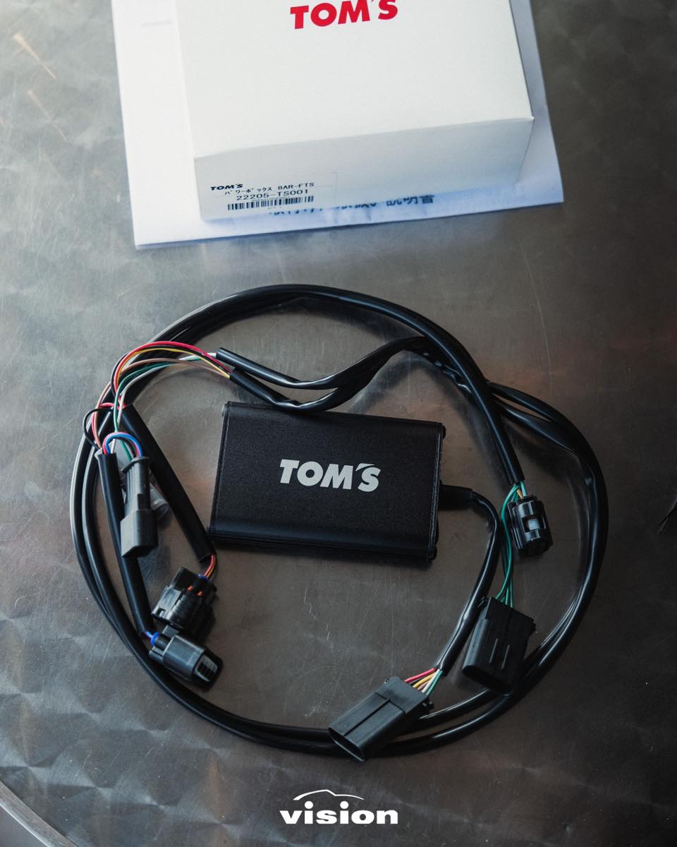 Lexus IS200t 🤝🏻 TOM'S Power Box Want to squeeze a bit more juice