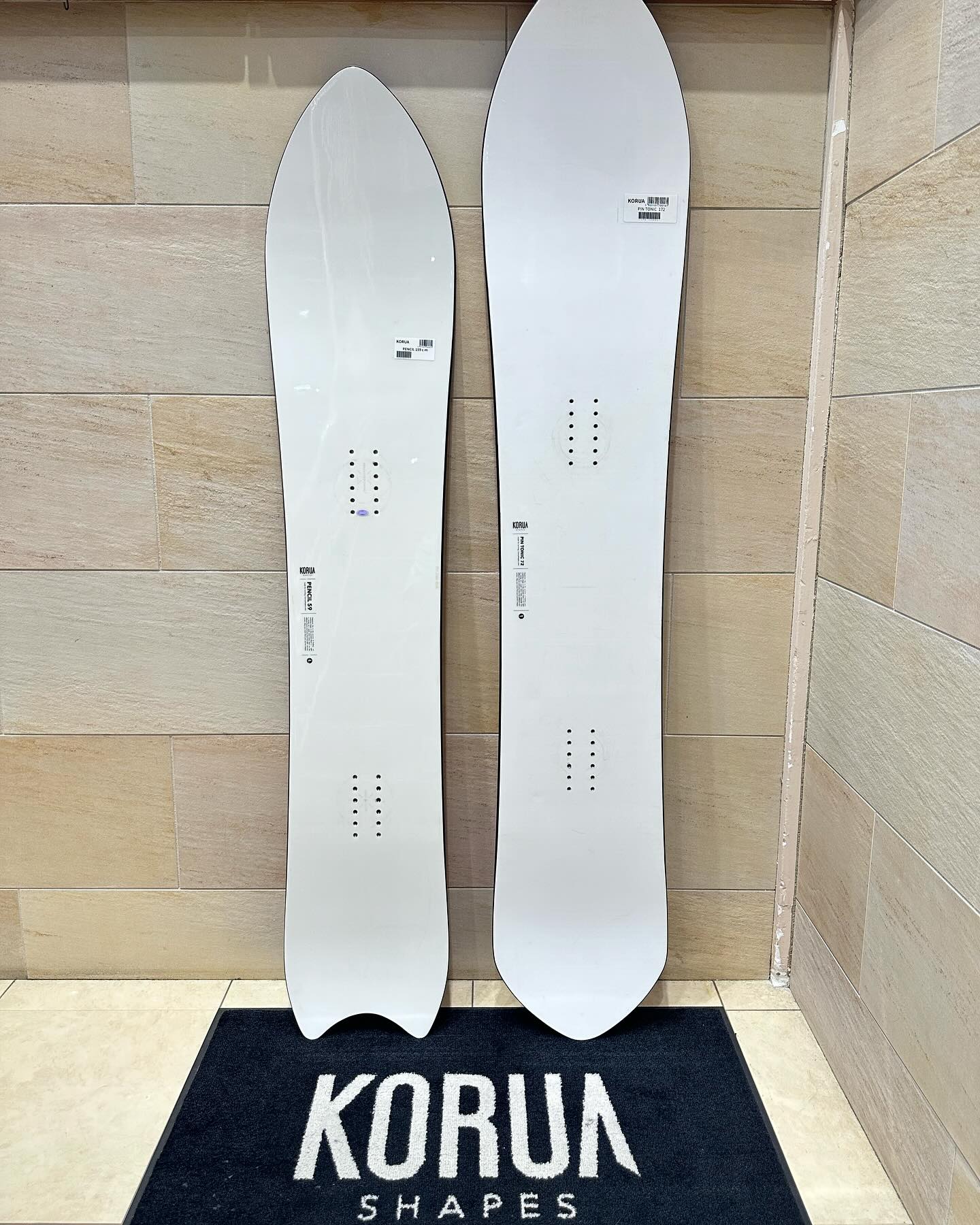 KORUA CAFE RACER 59 スノーボード ボードカバー付き korua PINTONIC 