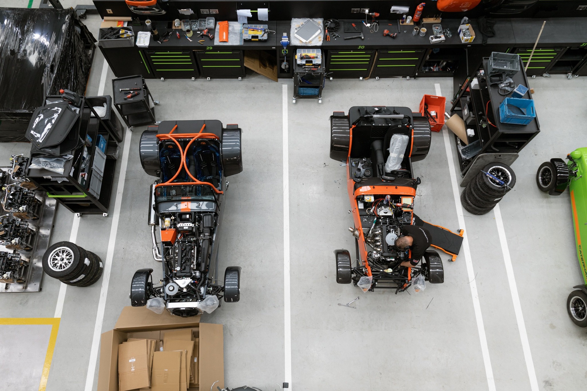ART Technical Centre for Caterham Seven / ART ケータハム テクニカル - R300 with ...