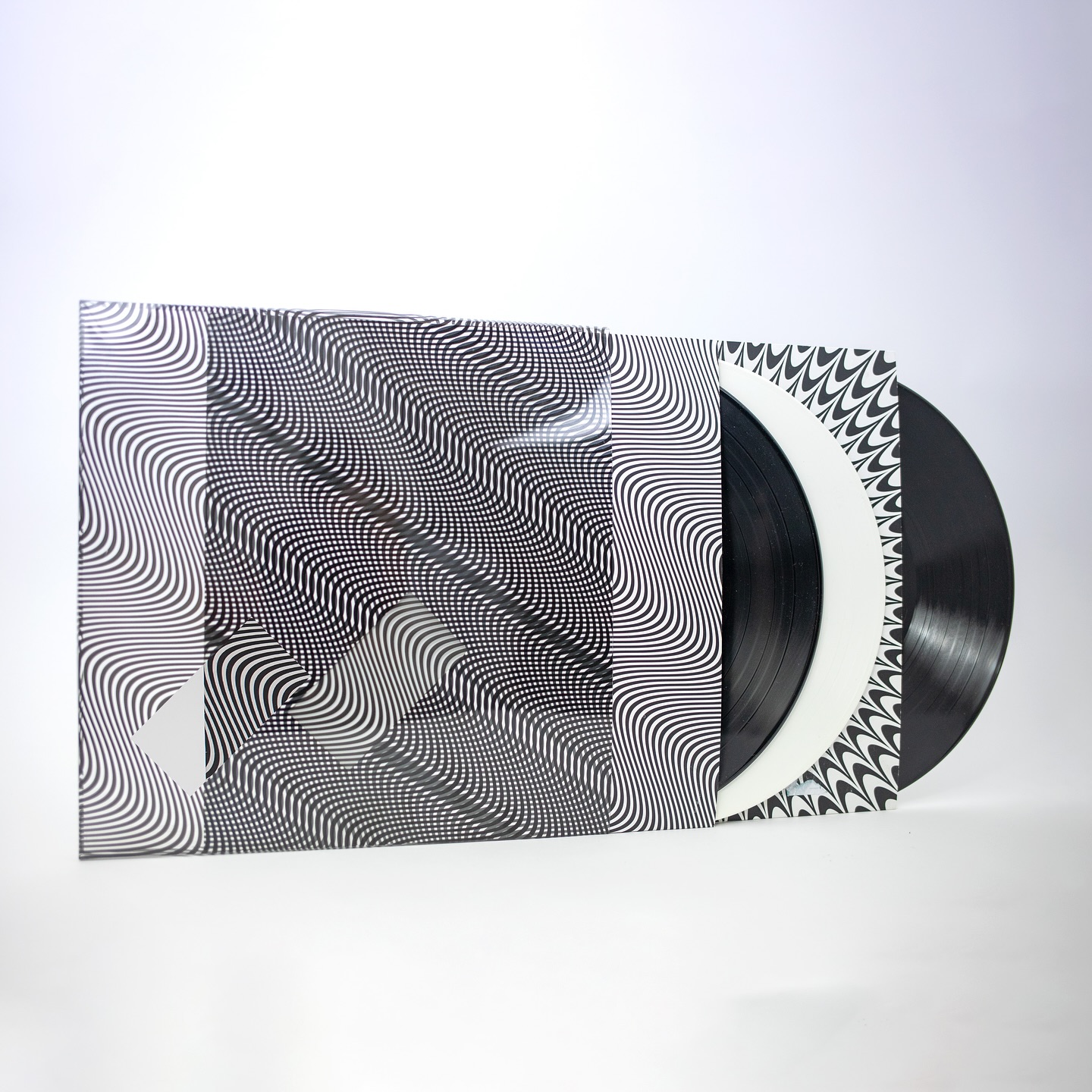 Jamie xx - In Waves Deluxe LP available to pre-order via the Young 
