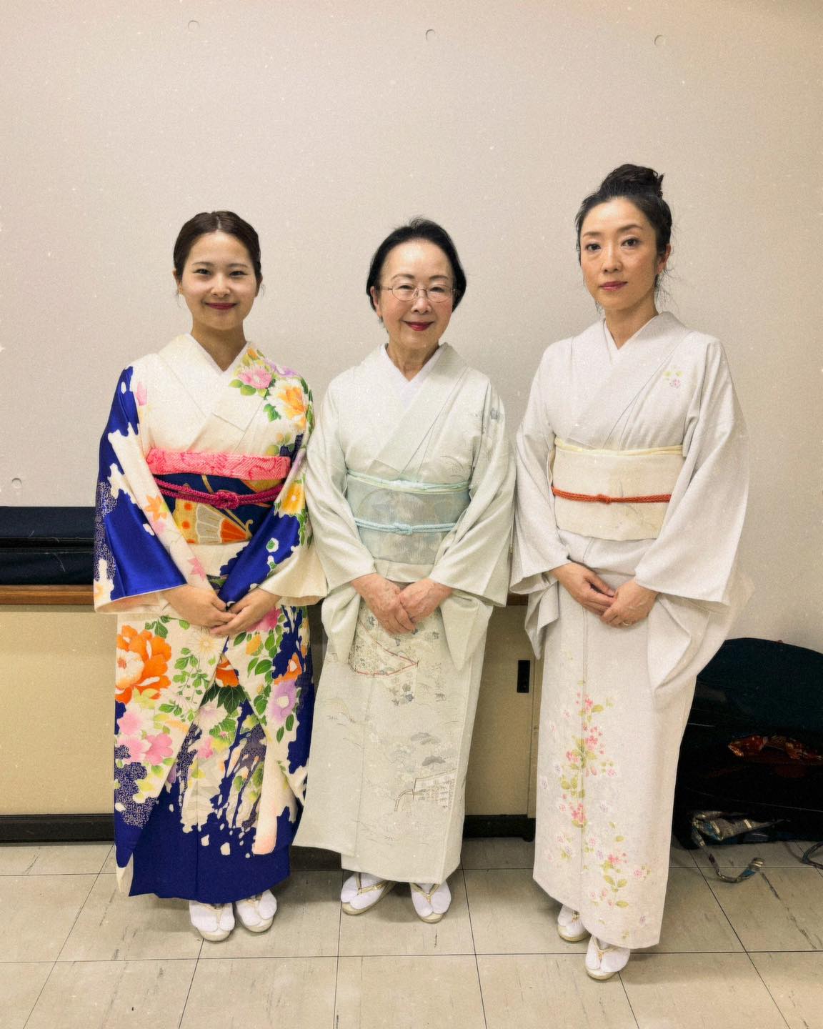 ありあまる富子ページ From left to right. Akari Kurosawa (niece), Chikako Kurosawa