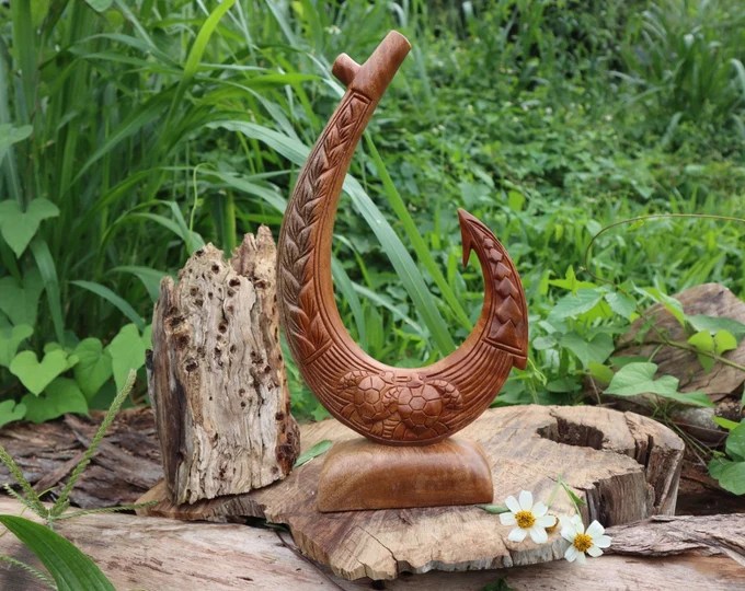 5 inch carved hawaiian fish hook Koa Wood (Makau) Necklace (S/L) Large Adjustable up to 25 Inches Packaged in a beautiful gift box Hawaiian Makau Fish Hook Necklace,