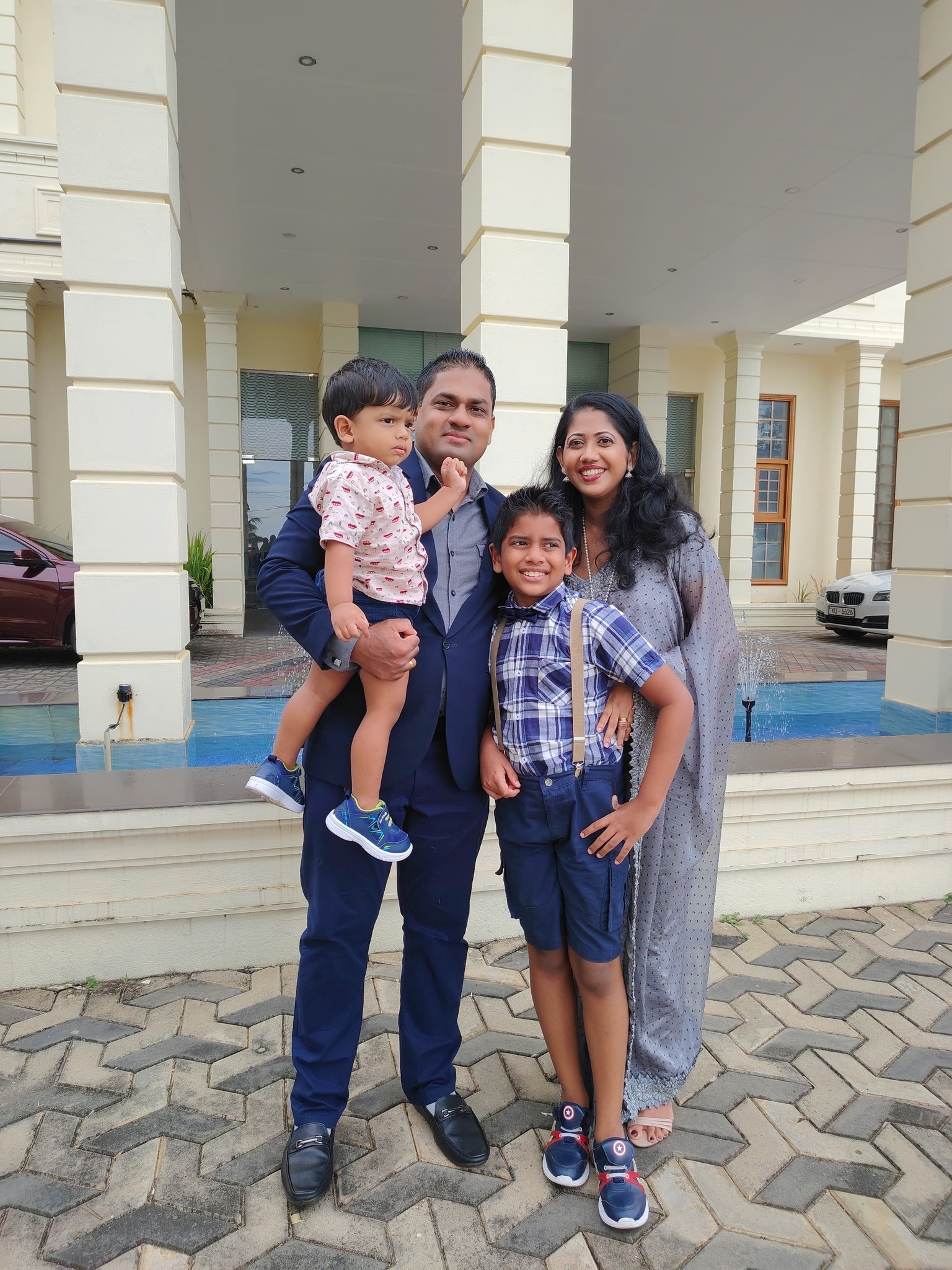 Explore Science with Lakmal Ramasinghe