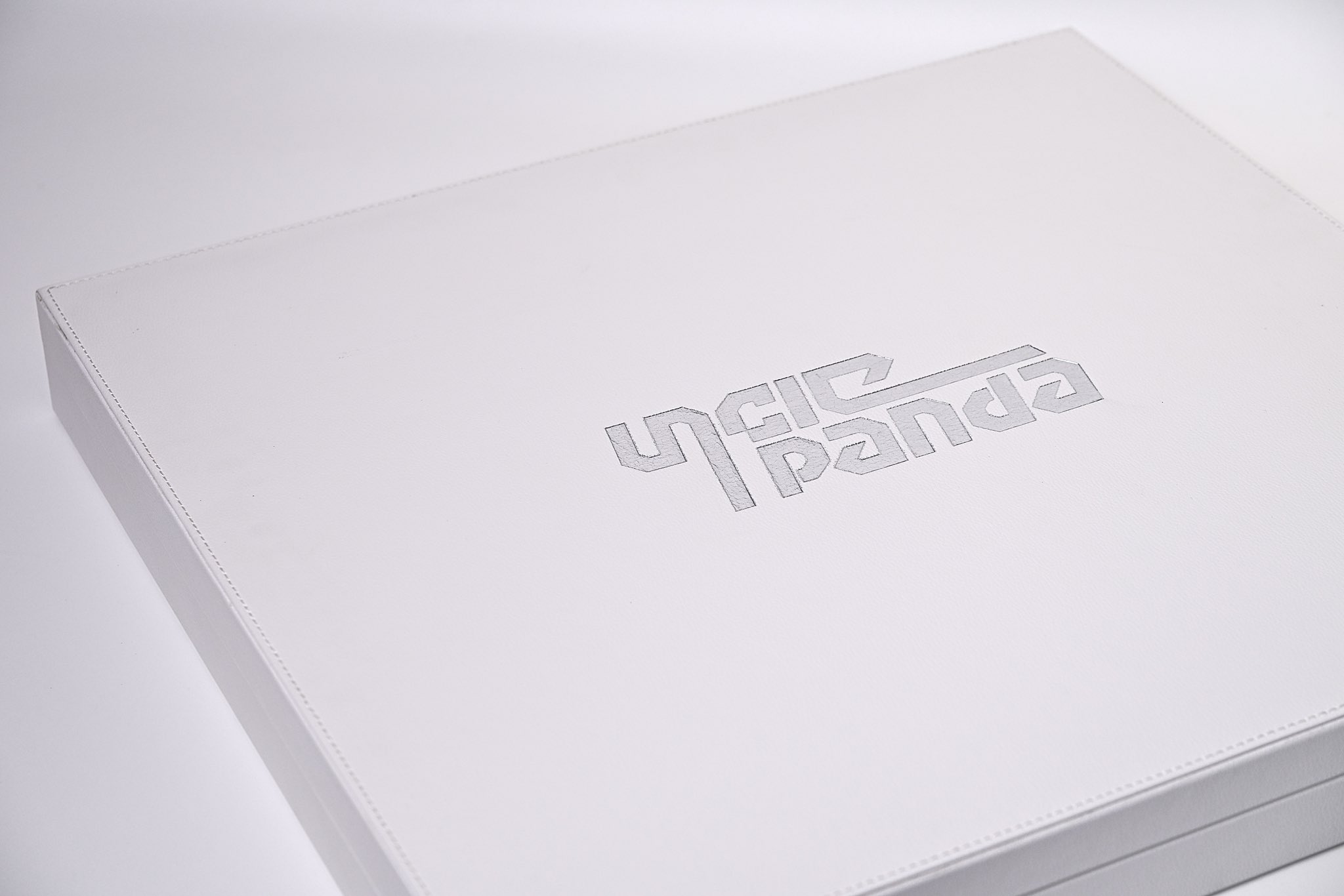 Coming Soon ] . แผ่นรองเมาส์กระจกรุ่นล่าสุดจากทาง Uncle Panda รุ่น 