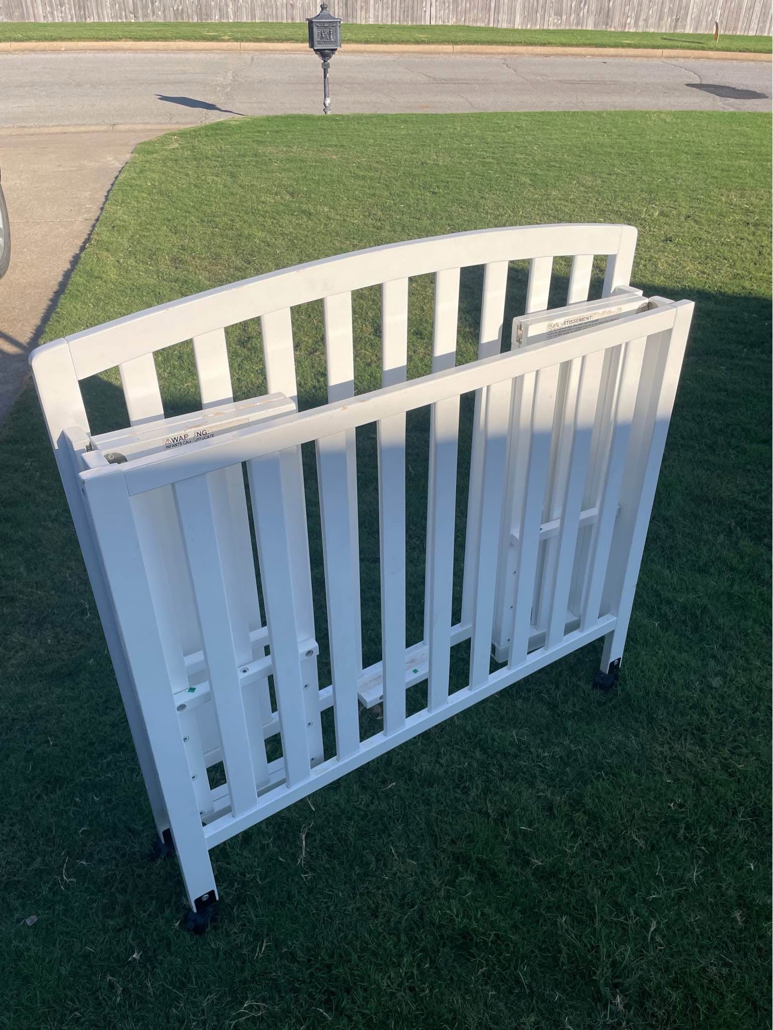 Collapsible mini crib - Cribs - Broken Arrow, Oklahoma | Facebook