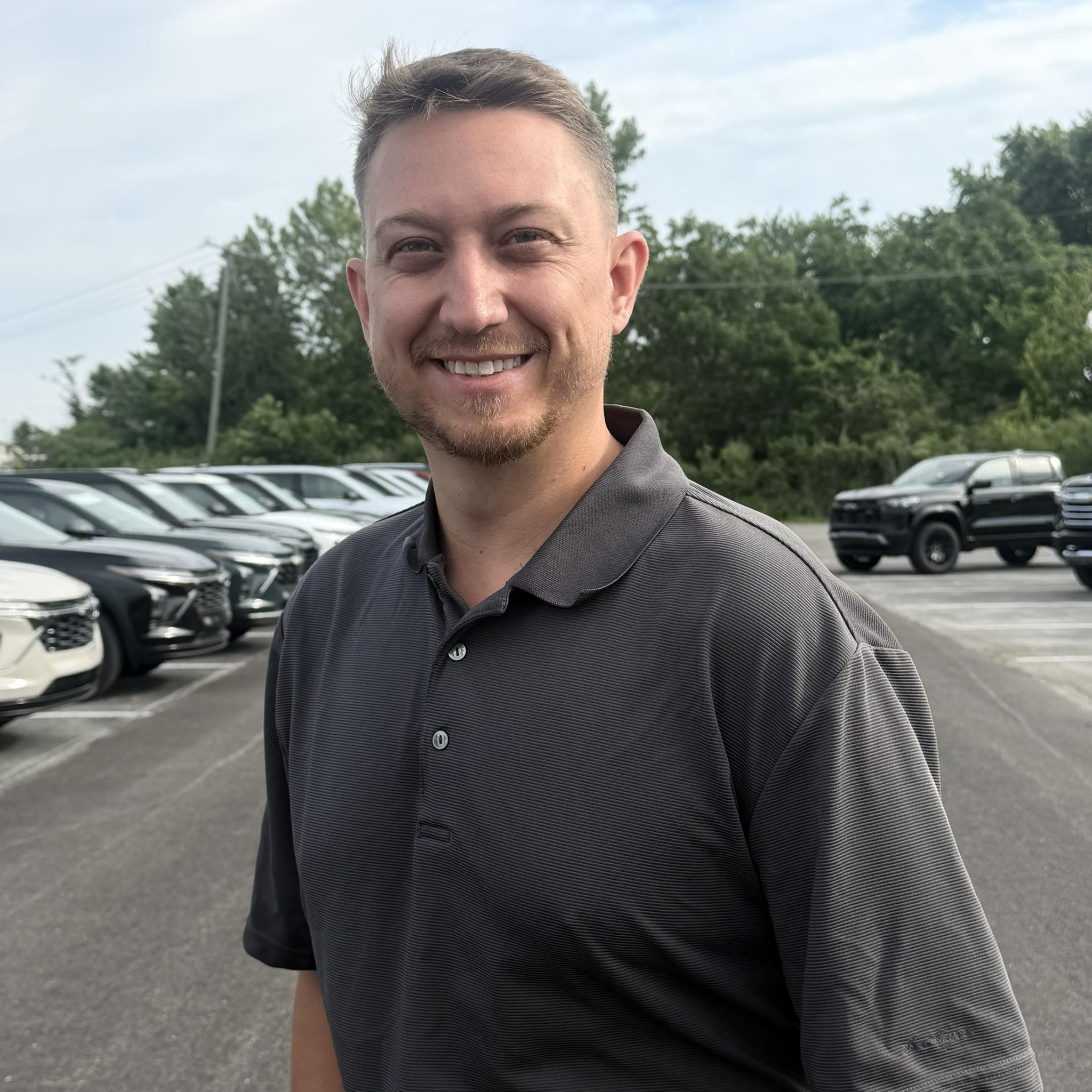 Just traded in a 2025 Chevrolet Silverado RST Z71 with LESS THAN 5,000 ...