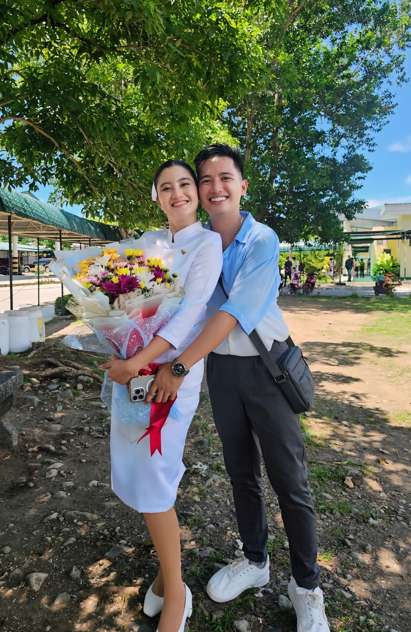 Matthew - Congratulations mylabs Claire Delani. Proud na proud ako sayo ...