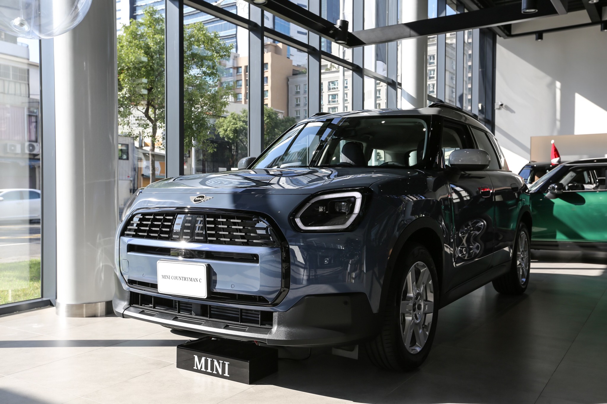 BMW 高雄汎德 - 【MINI Countryman純粹樂趣之旅】 純粹，不需多餘點綴...... | Facebook