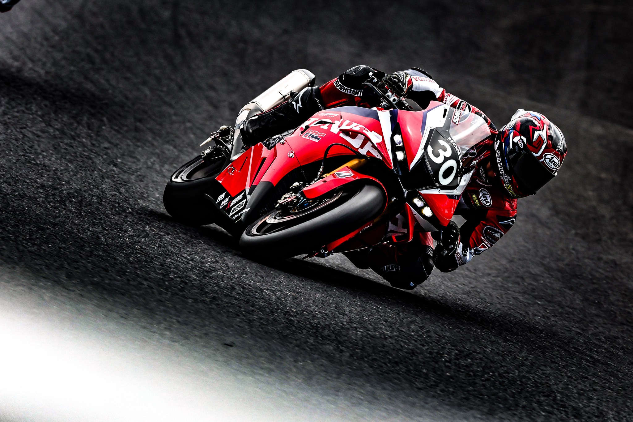 HRC - 1999年、NSR500を駆るアレックス・クリビーレがスペイン人 