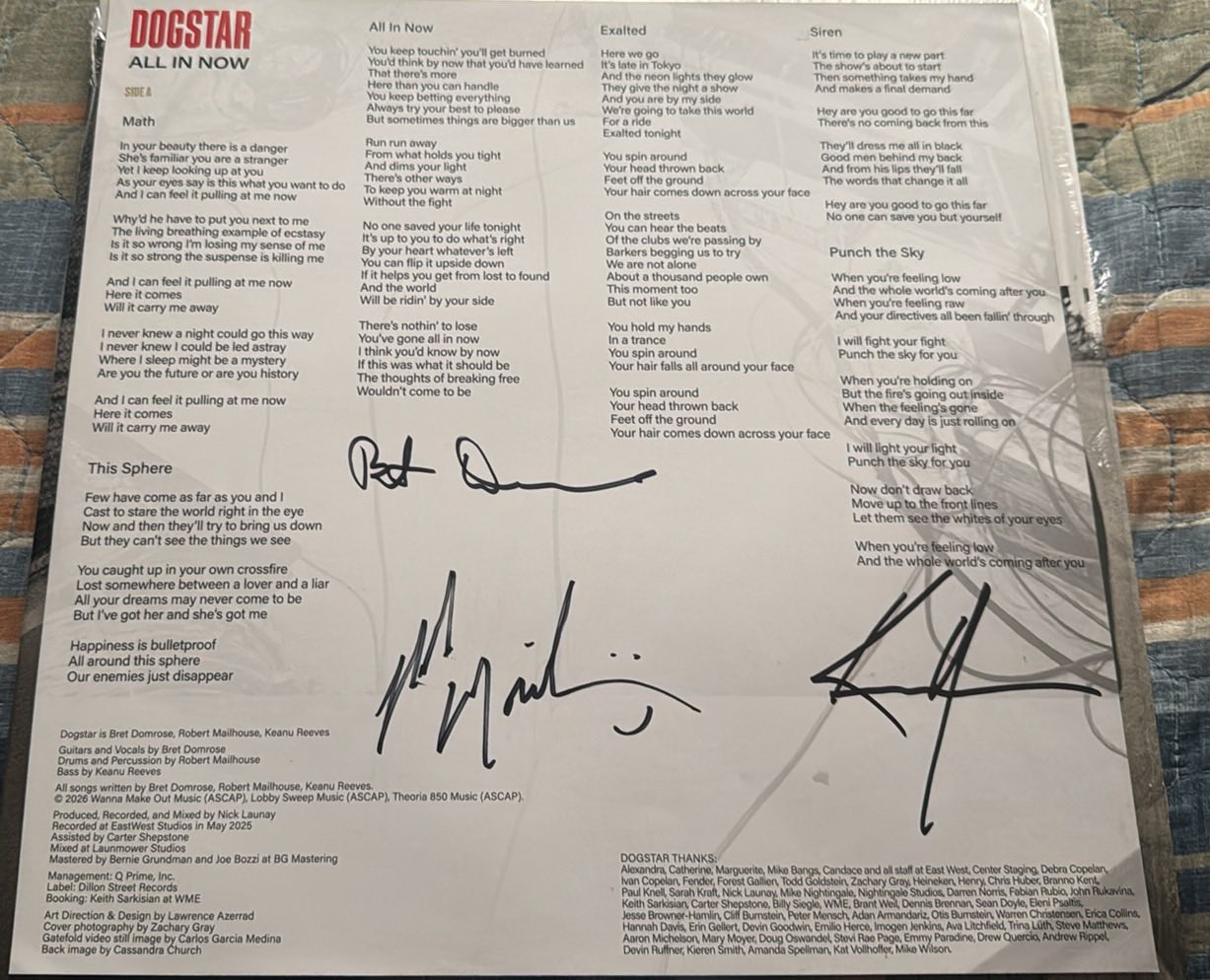 DOGSTAR ALL IN NOW 直筆サイン入り Signed Dogstar album All In Now (2026) received from website