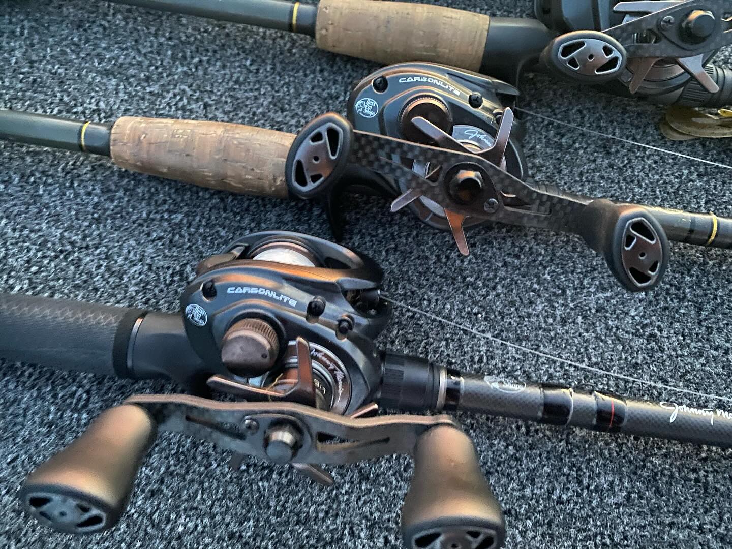 3 piece baitcasting fishing rod Fiblink 3-Piece Carbon Fiber Spinning : Sports & Outdoors Size:5.5:1 (Right Hand Retrieve) wake Baitcasting Reel Sizes Explained Look no further