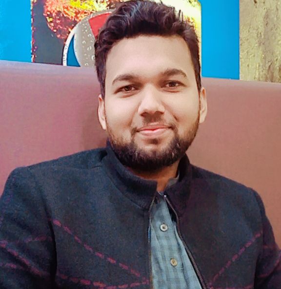 Qamar Abbas