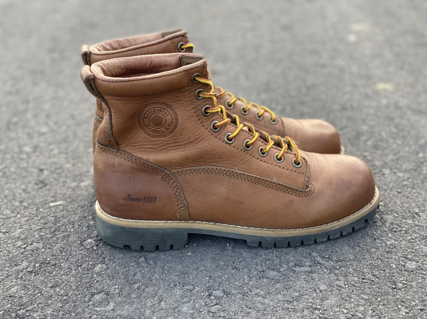 Tiệm Boots 2hand added a new photo. - Tiệm Boots 2hand