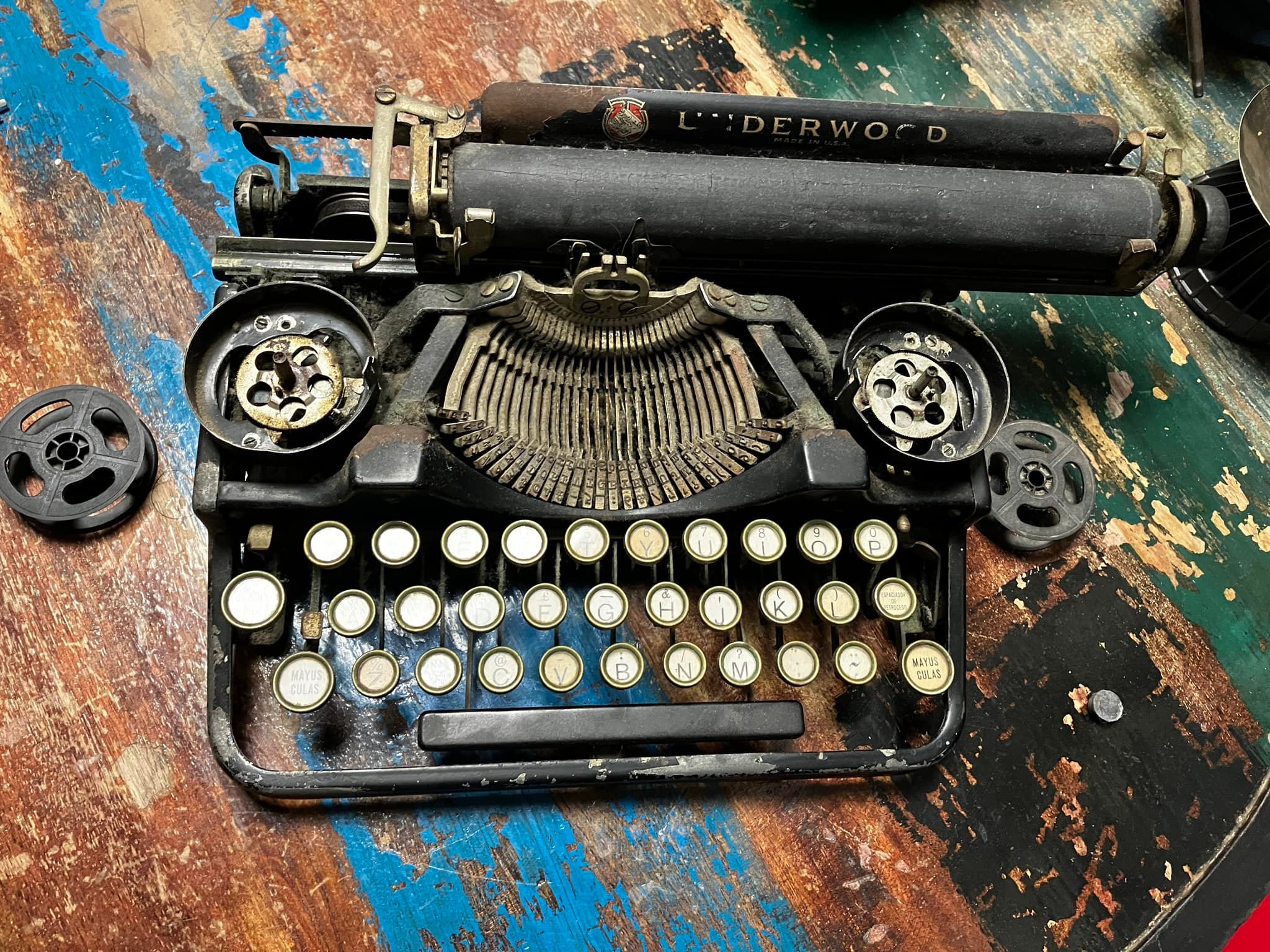 Restoring a 1919 Underwood Standard Portable typewriter