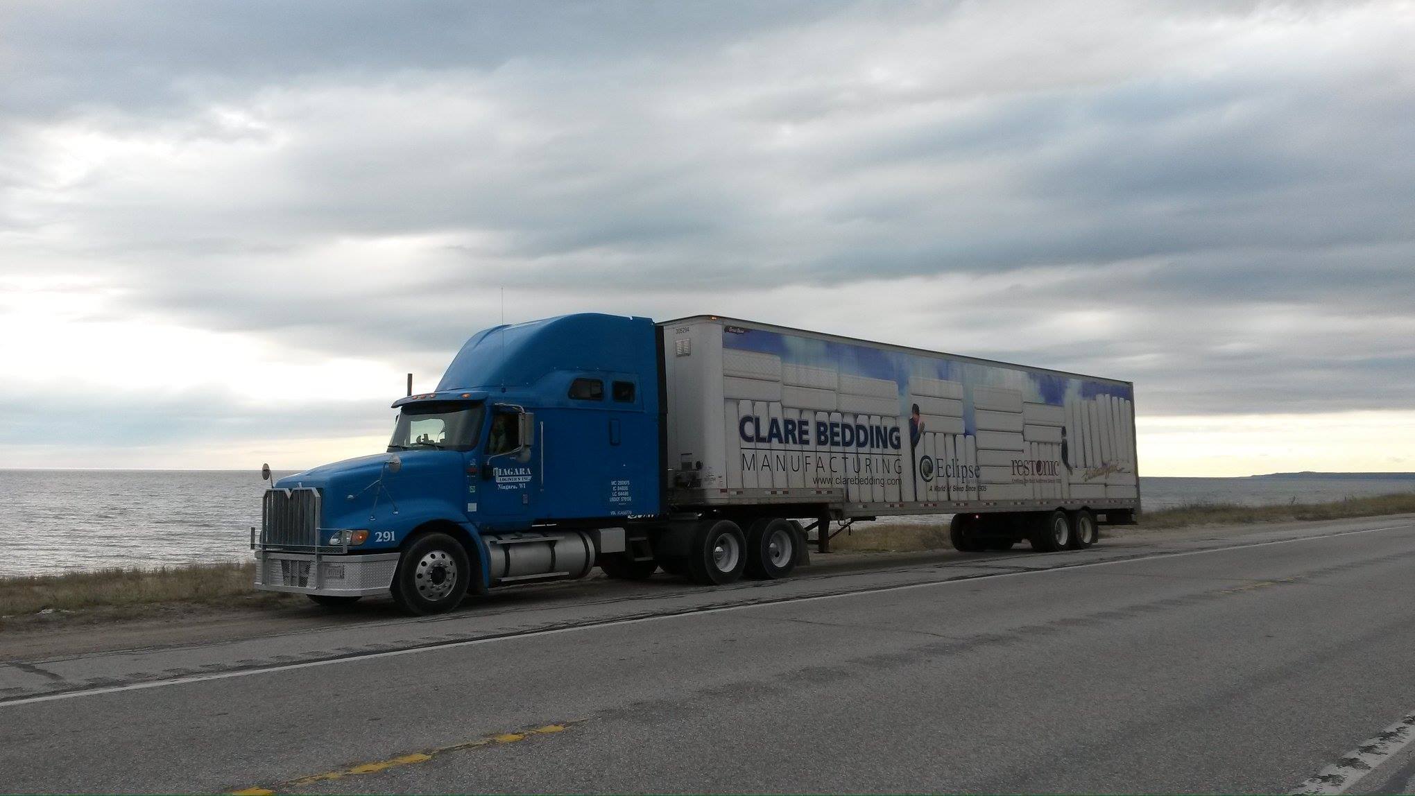 Niagara Logistics, Inc. | Gladstone MI