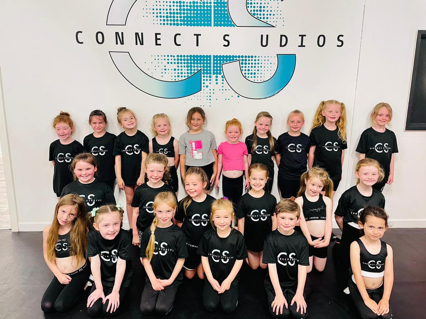 Connect Studios - ⭐️ REGISTER & JOIN OUR DANCE FAMILY...