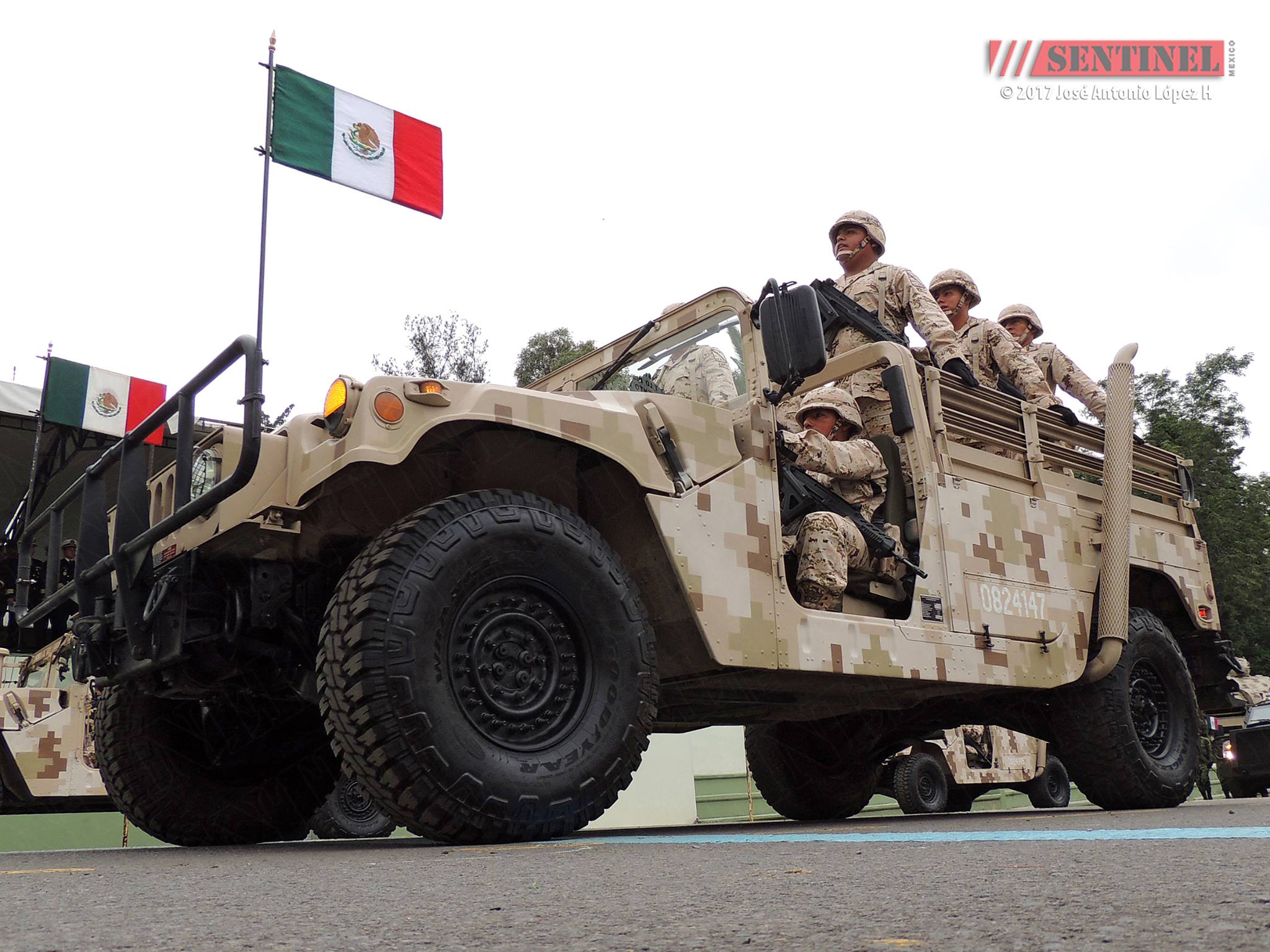 Sentinel - Vehículo 4x4 de alta movilidad multipropósito de fabricación ...