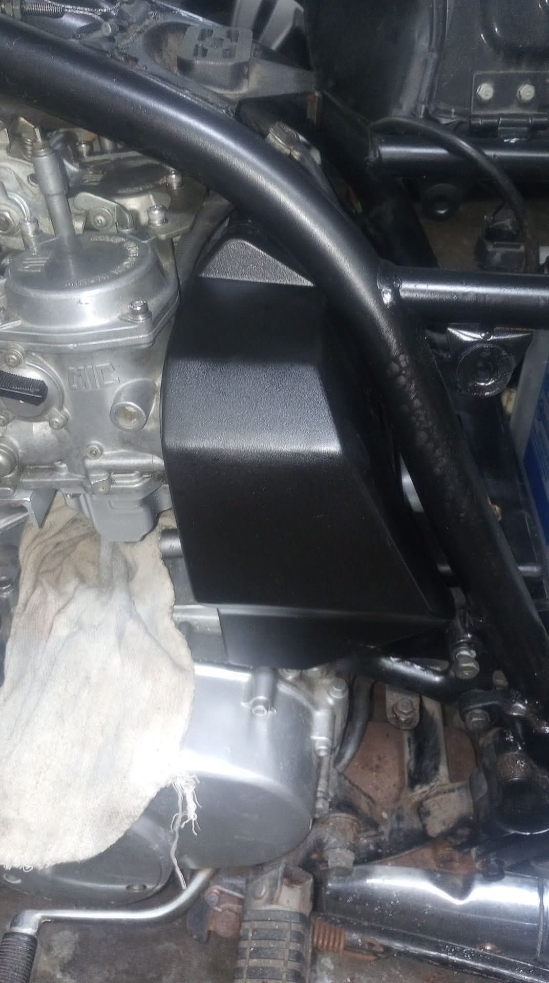 1980 Kawasaki KZ1300 right side air box cover needed